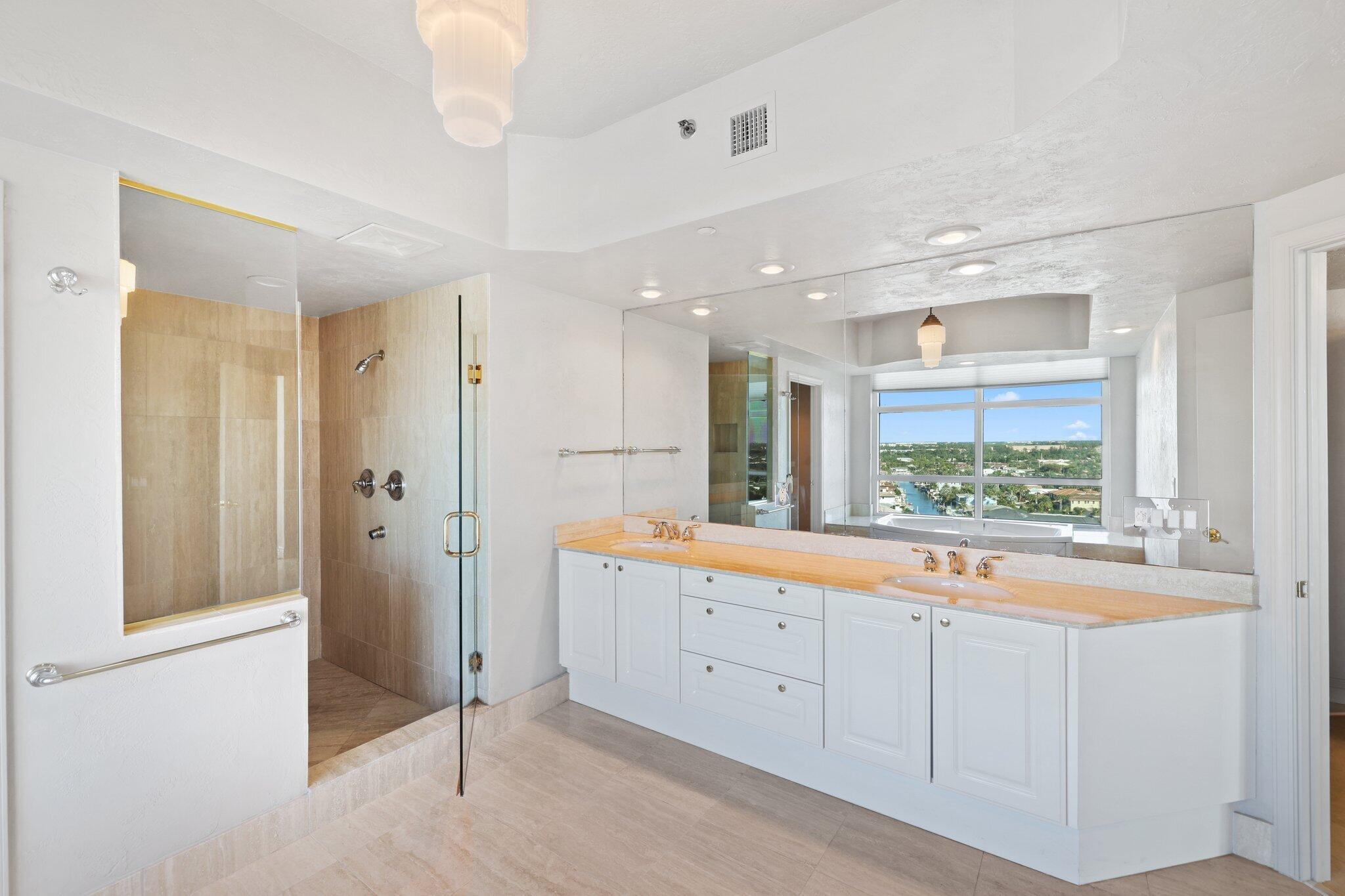 TOSCANA WEST - Residential