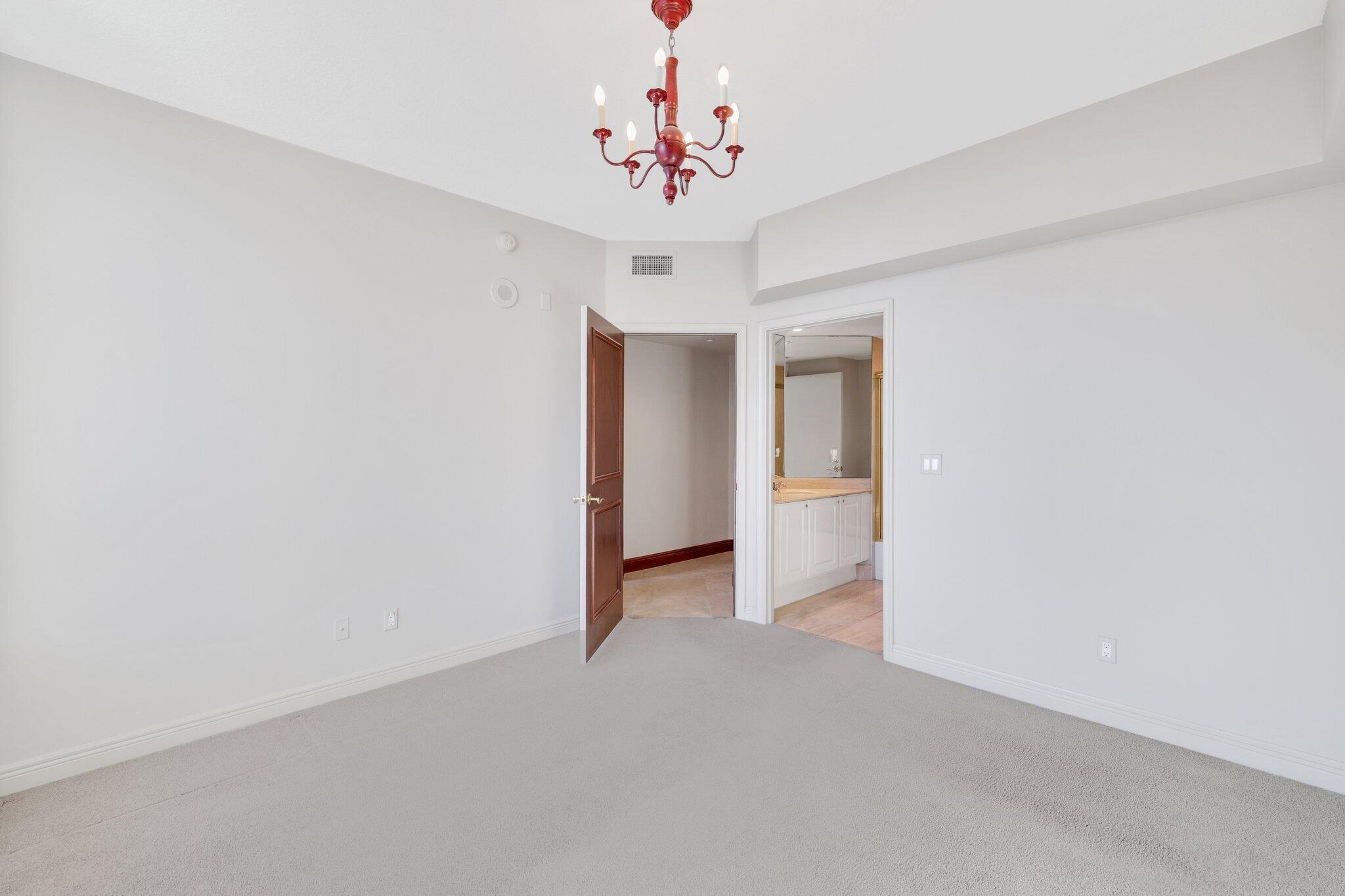 TOSCANA WEST - Residential