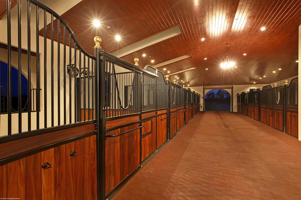 GRAND PRIX VILLAGE SOUTH - Residential