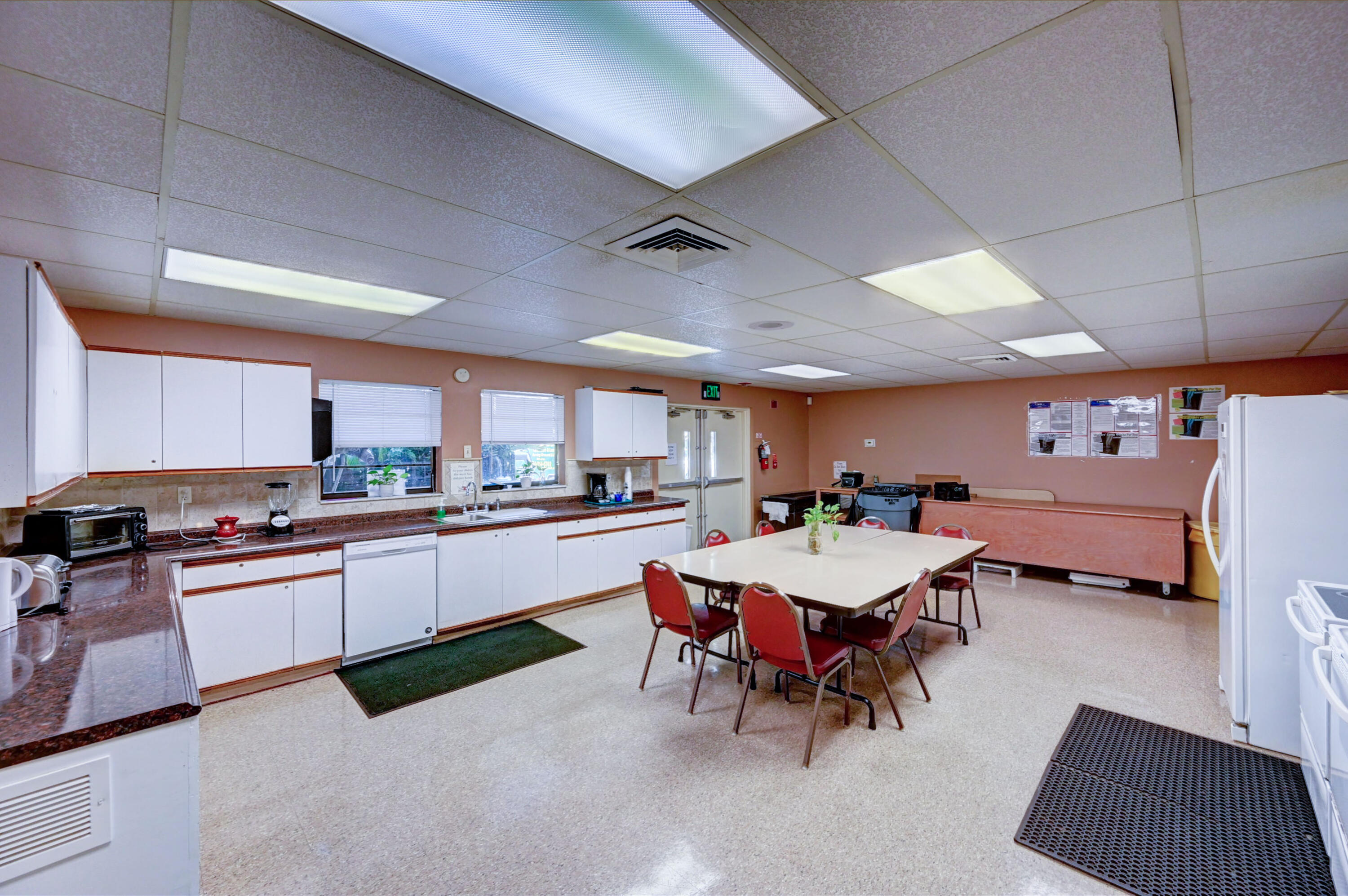 CENTURA PARC - Residential Lease