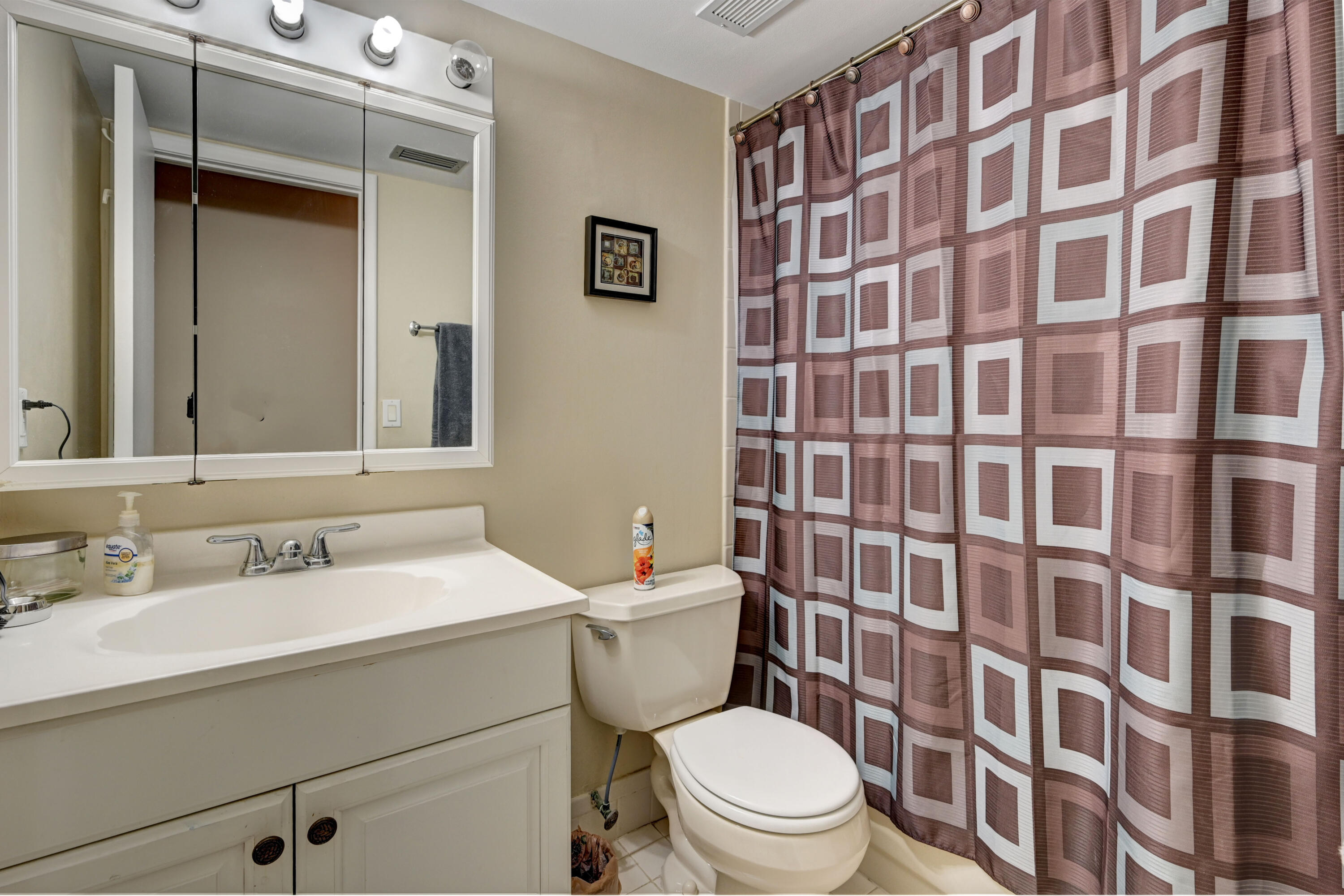 CENTURA PARC - Residential Lease