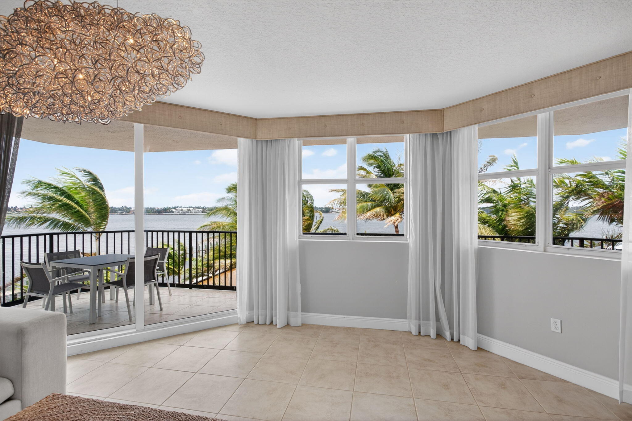 PENINSULA ON THE INTRACOASTAL CONDO - Residential