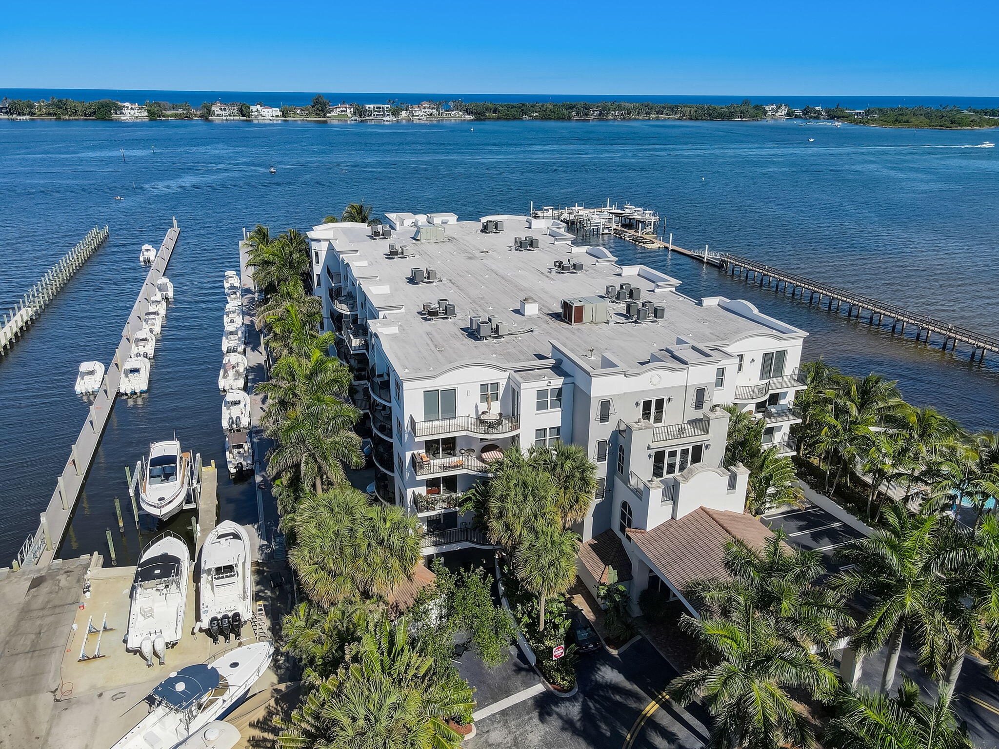 PENINSULA ON THE INTRACOASTAL CONDO - Residential
