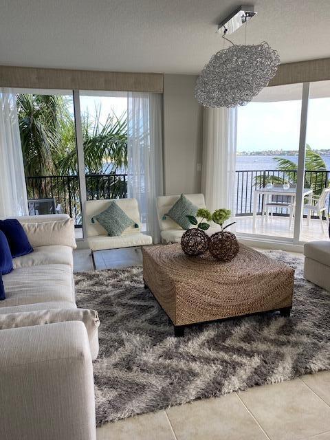 PENINSULA ON THE INTRACOASTAL CONDO - Residential