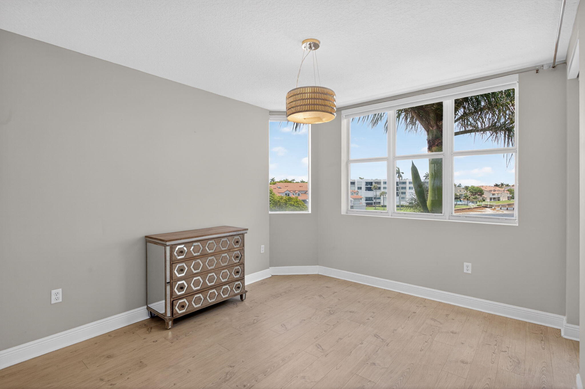 PENINSULA ON THE INTRACOASTAL CONDO - Residential