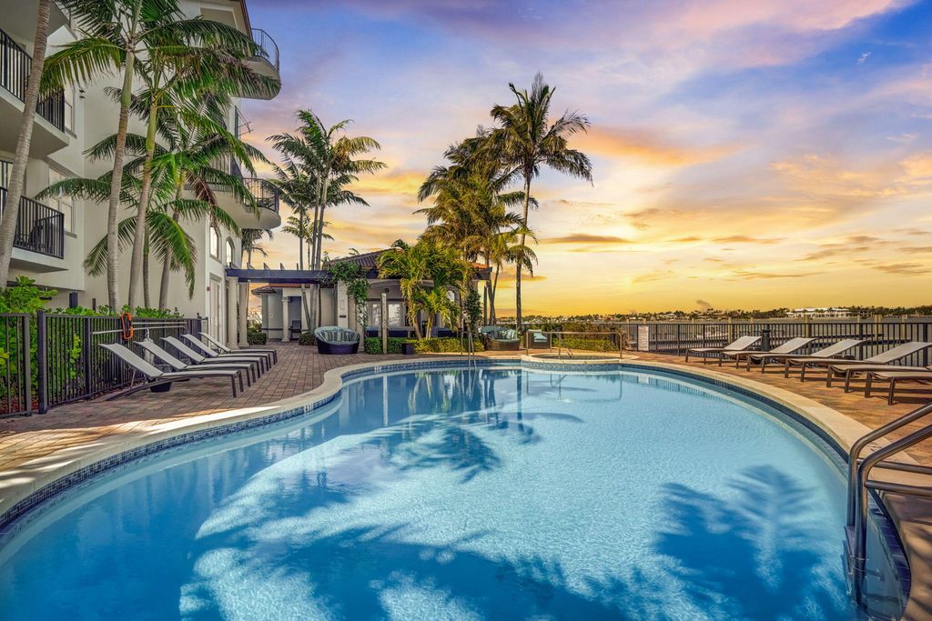 Photo of 2700 N Federal Highway #409, Boynton Beach, FL 33435 (MLS # B26030888)