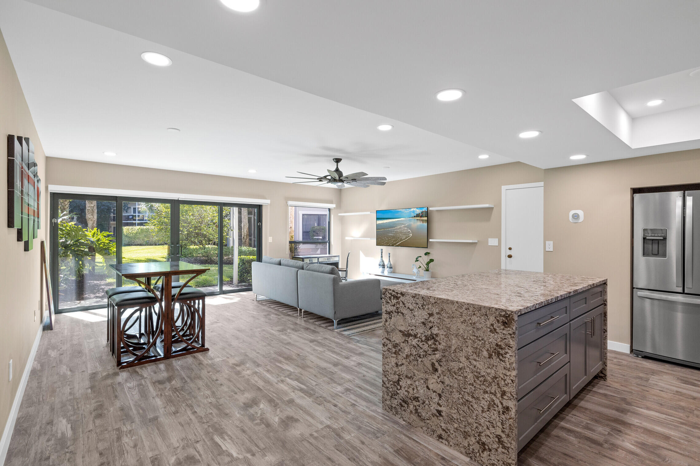 11863 Wimbledon Circle 438