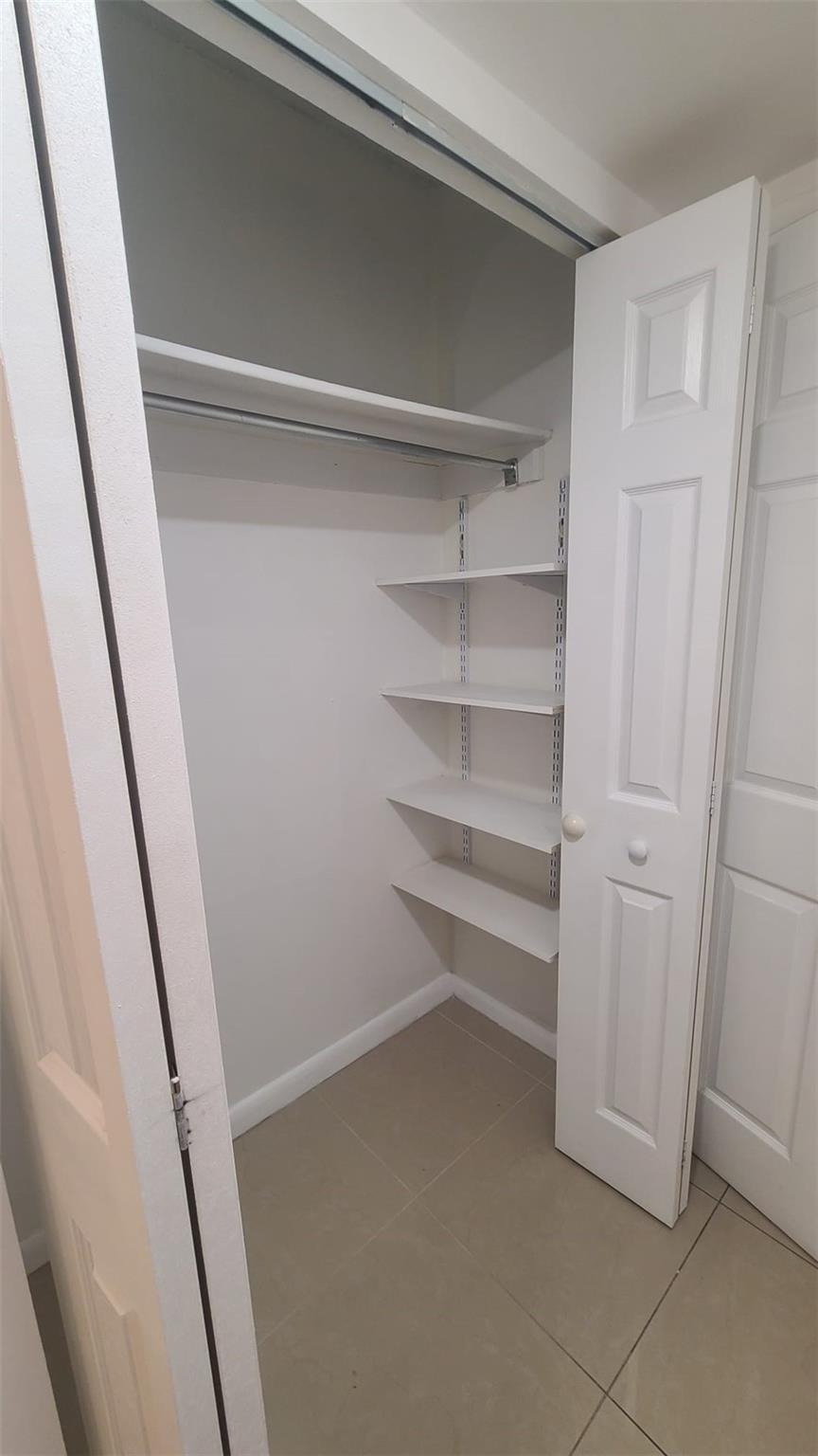 BONAVIDA CONDO - Residential