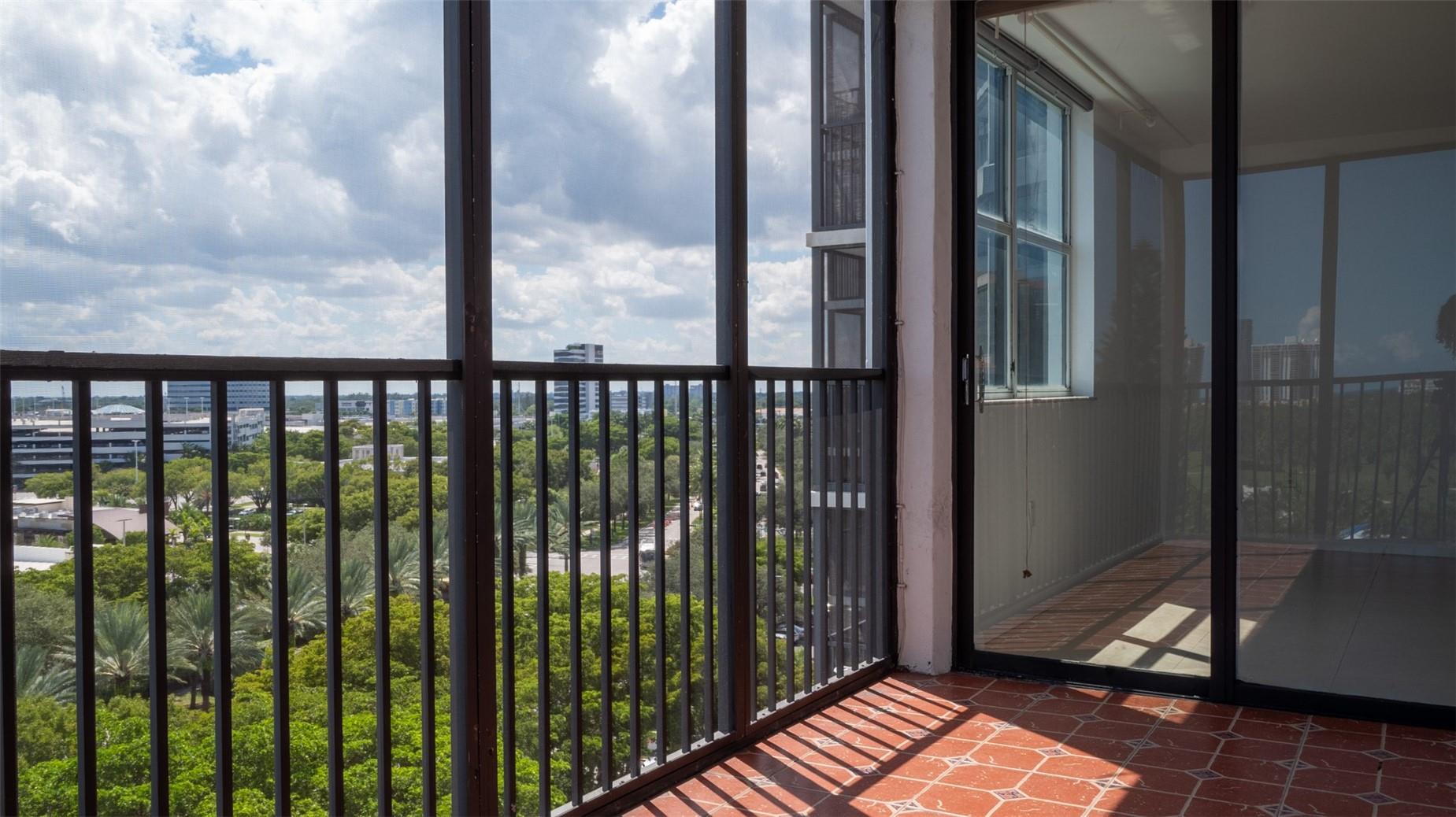 BONAVIDA CONDO - Residential