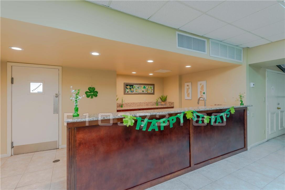 Island Club - Residential
