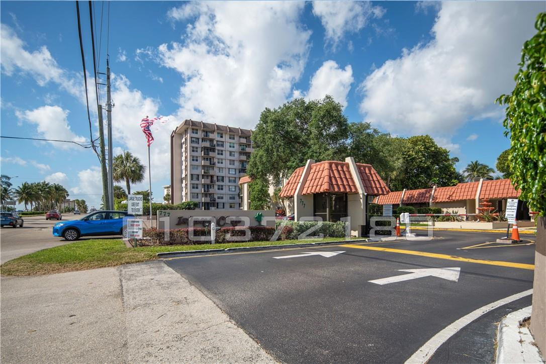 Island Club - Residential