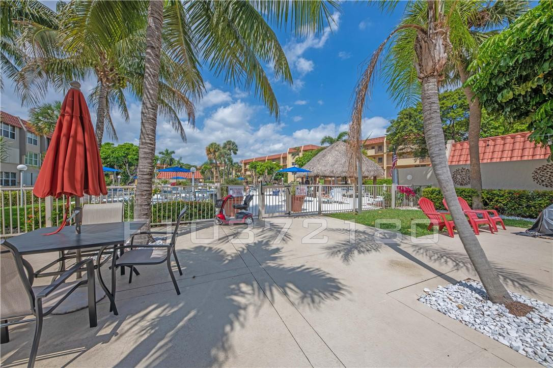 Island Club - Residential