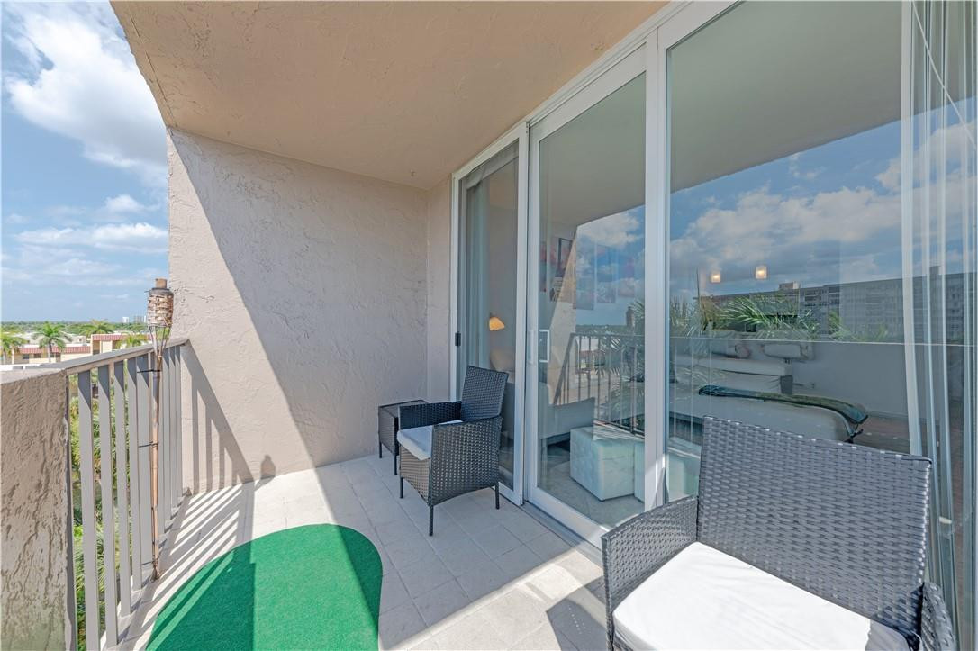 Island Club - Residential