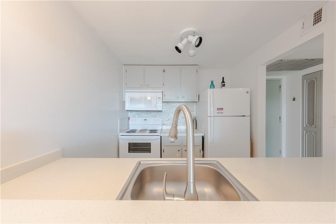 Island Club - Residential
