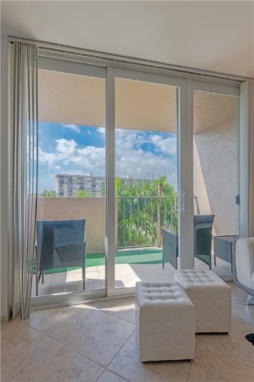 Island Club - Residential