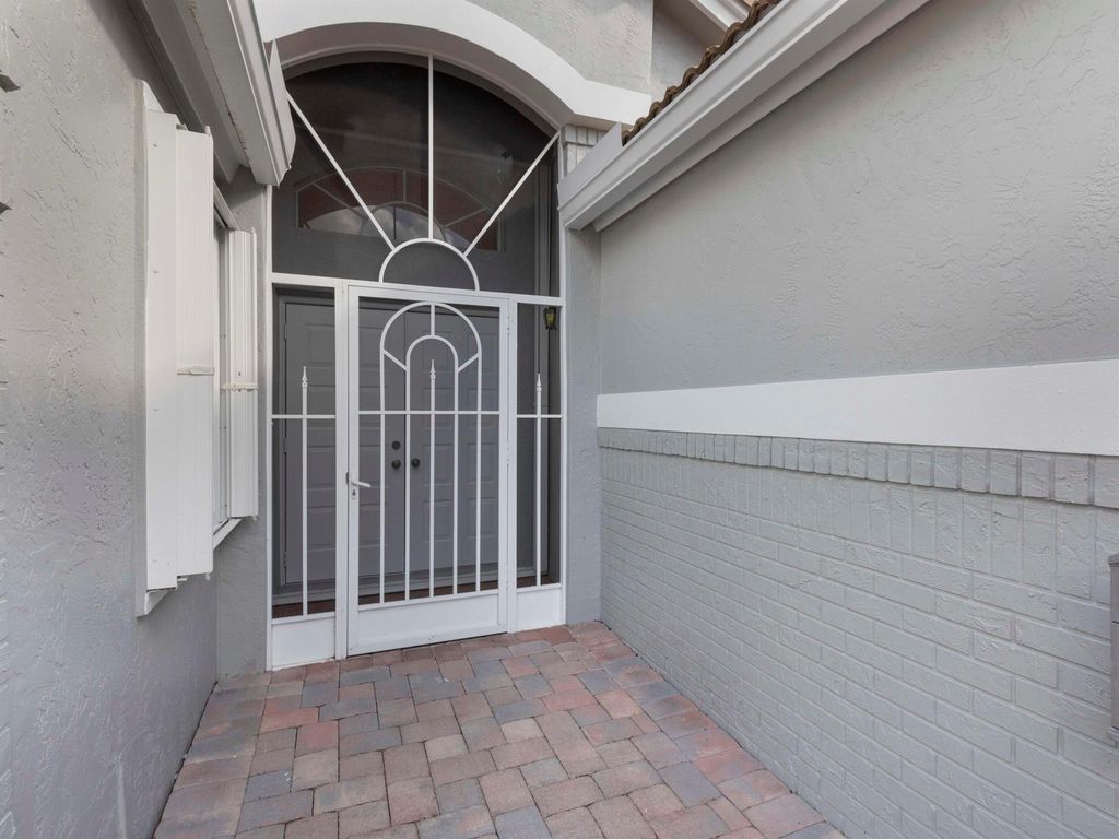 Photo of 9734 Harbour Lake Circle, Boynton Beach, FL 33437 (MLS # R11134419)