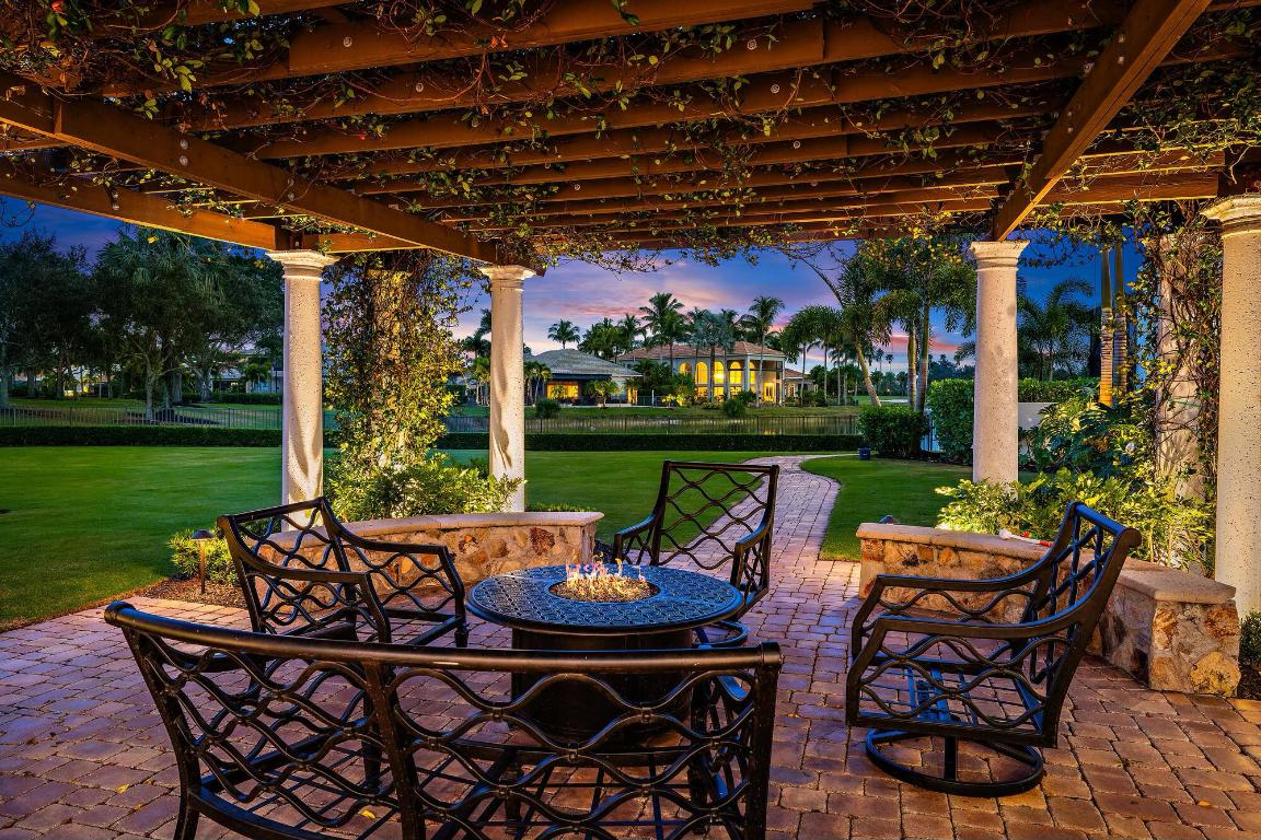 IBIS GOLF AND COUNTRY CLUB - BAY POINTE - Residential