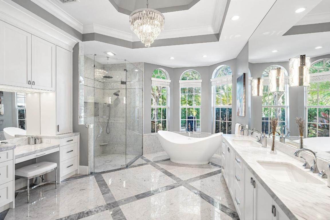 IBIS GOLF AND COUNTRY CLUB - BAY POINTE - Residential