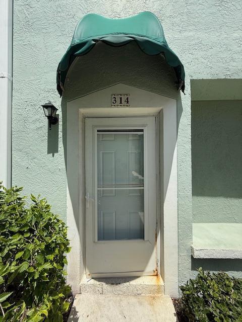 WATERSIDE VILLAGE OF PALM BEACH CONDO - Residential Lease