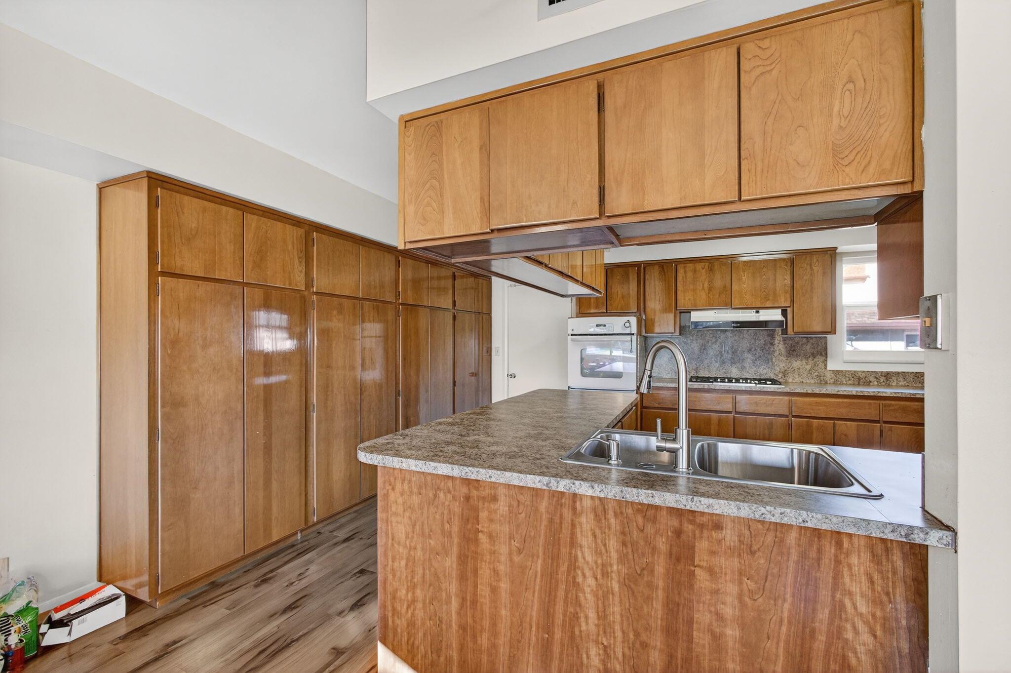 NORTH LAKE WORTH - Residential