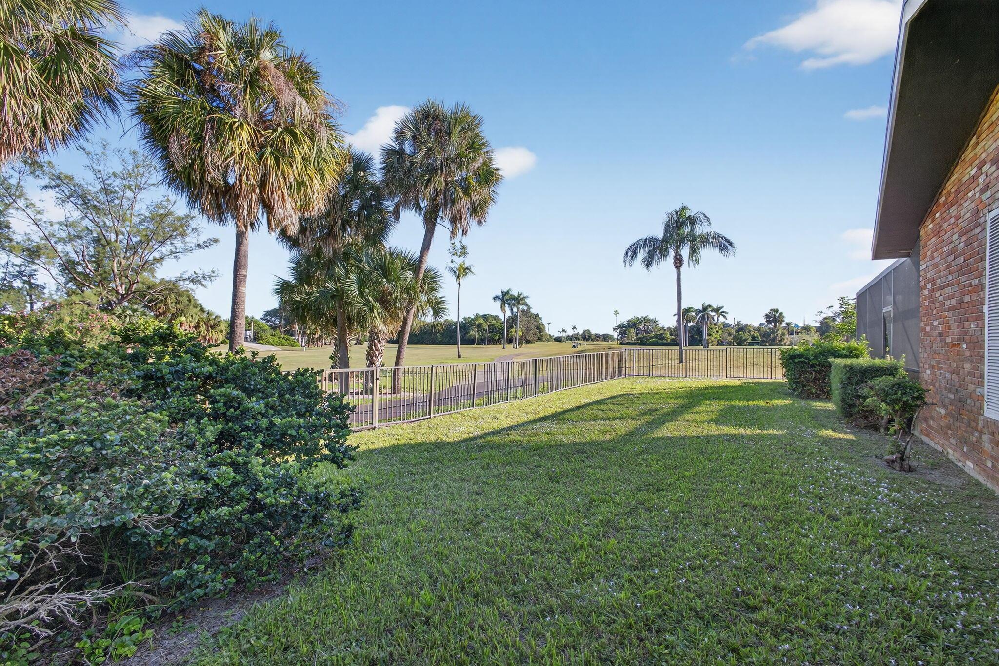 NORTH LAKE WORTH - Residential