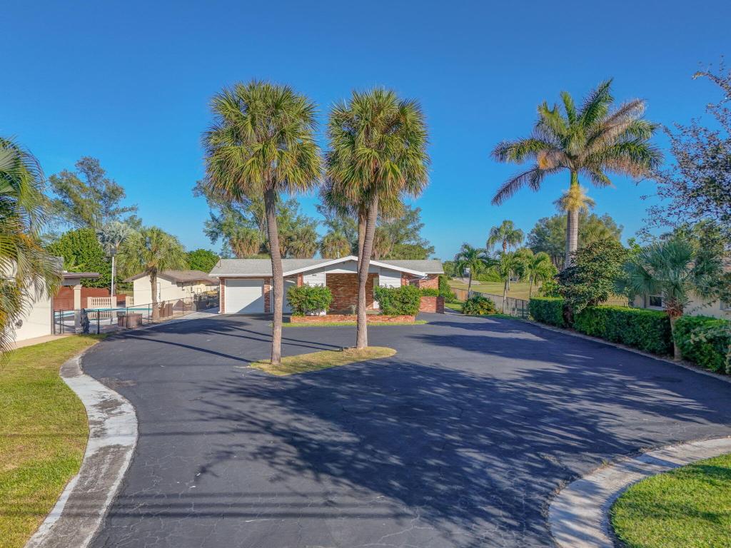 NORTH LAKE WORTH - Residential