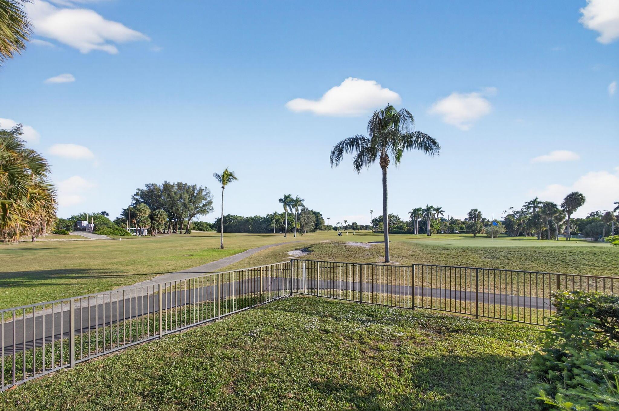 NORTH LAKE WORTH - Residential