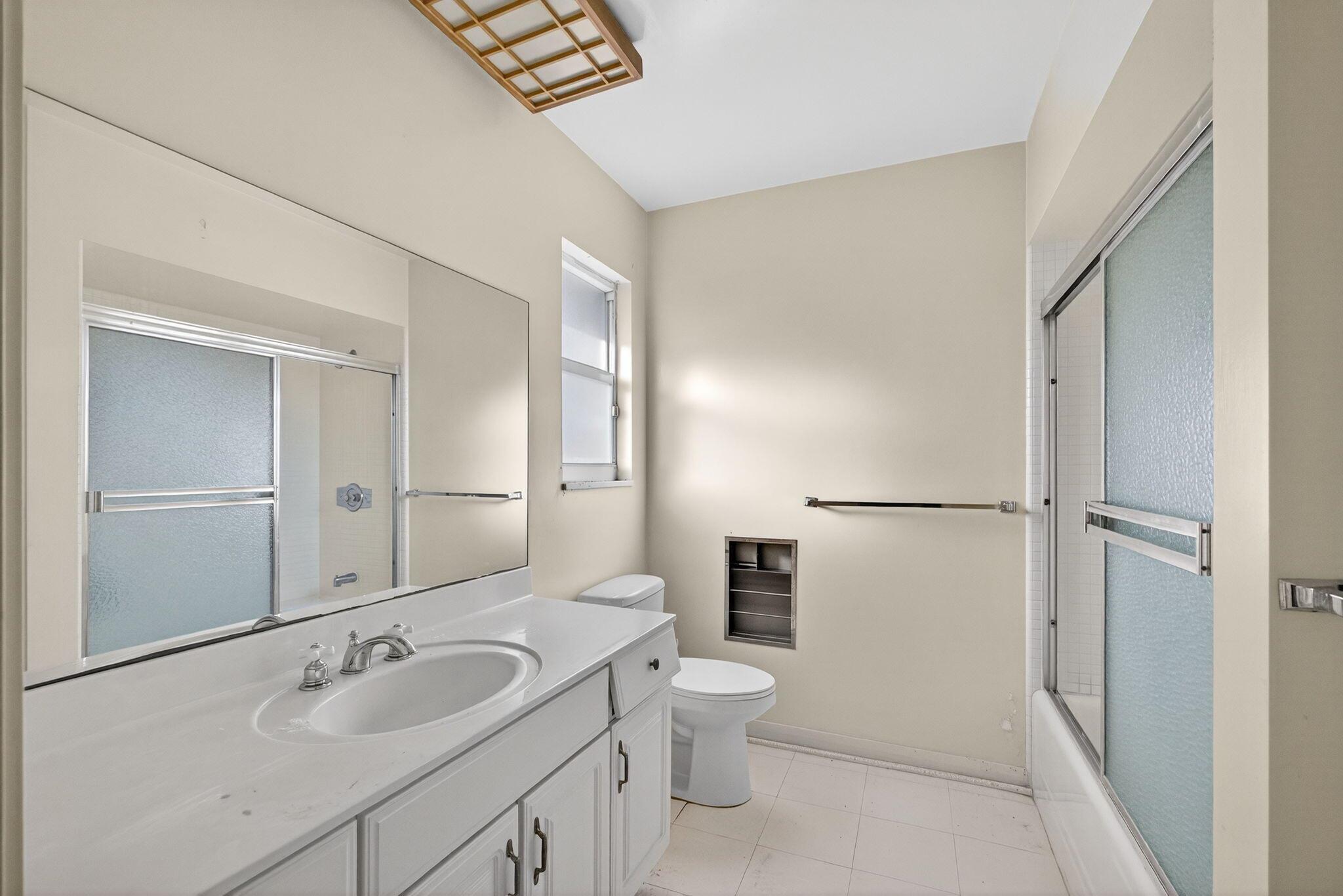 NORTH LAKE WORTH - Residential