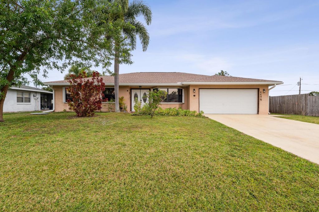 Photo of 1179 SE Sabina Lane, Port Saint Lucie, FL 34983 (MLS # R10960741)