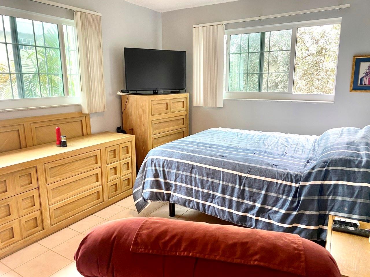 River Manor - Residential