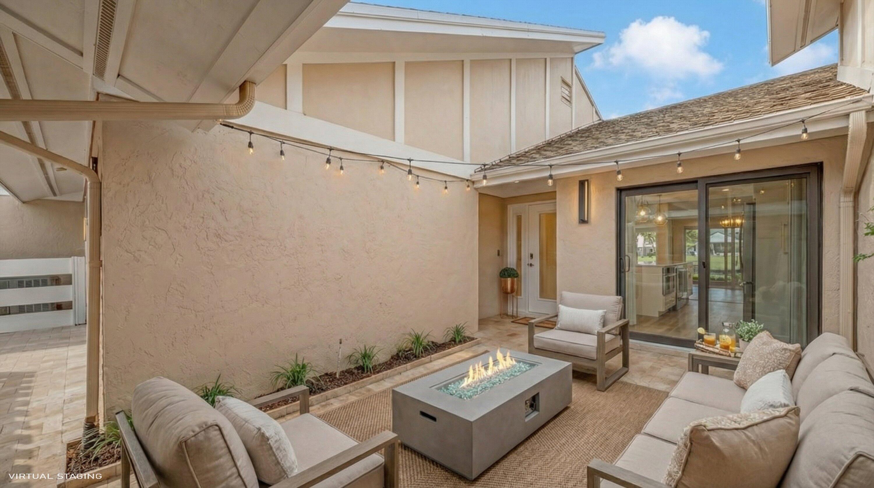 CAPE POINTE OF JONATHANS LANDING - Residential