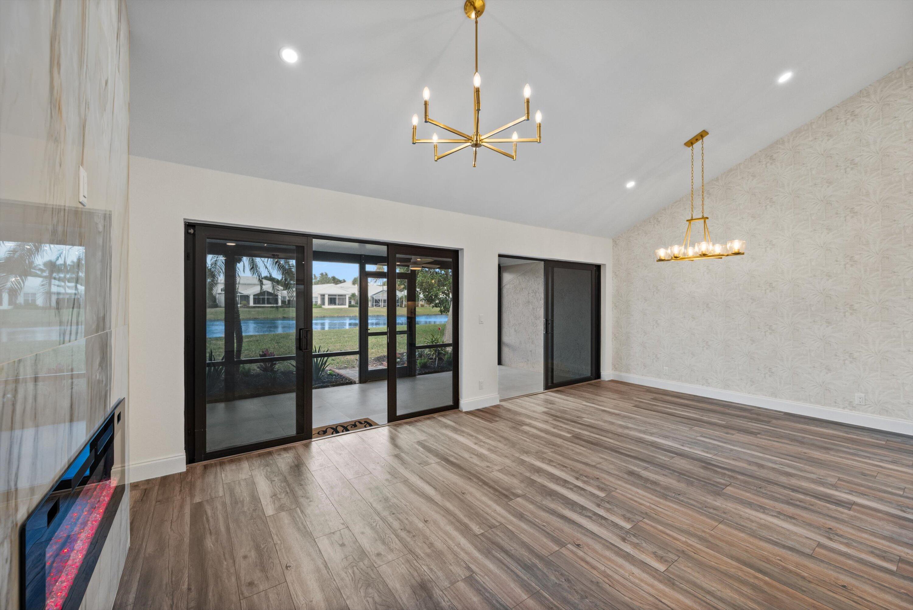 CAPE POINTE OF JONATHANS LANDING - Residential