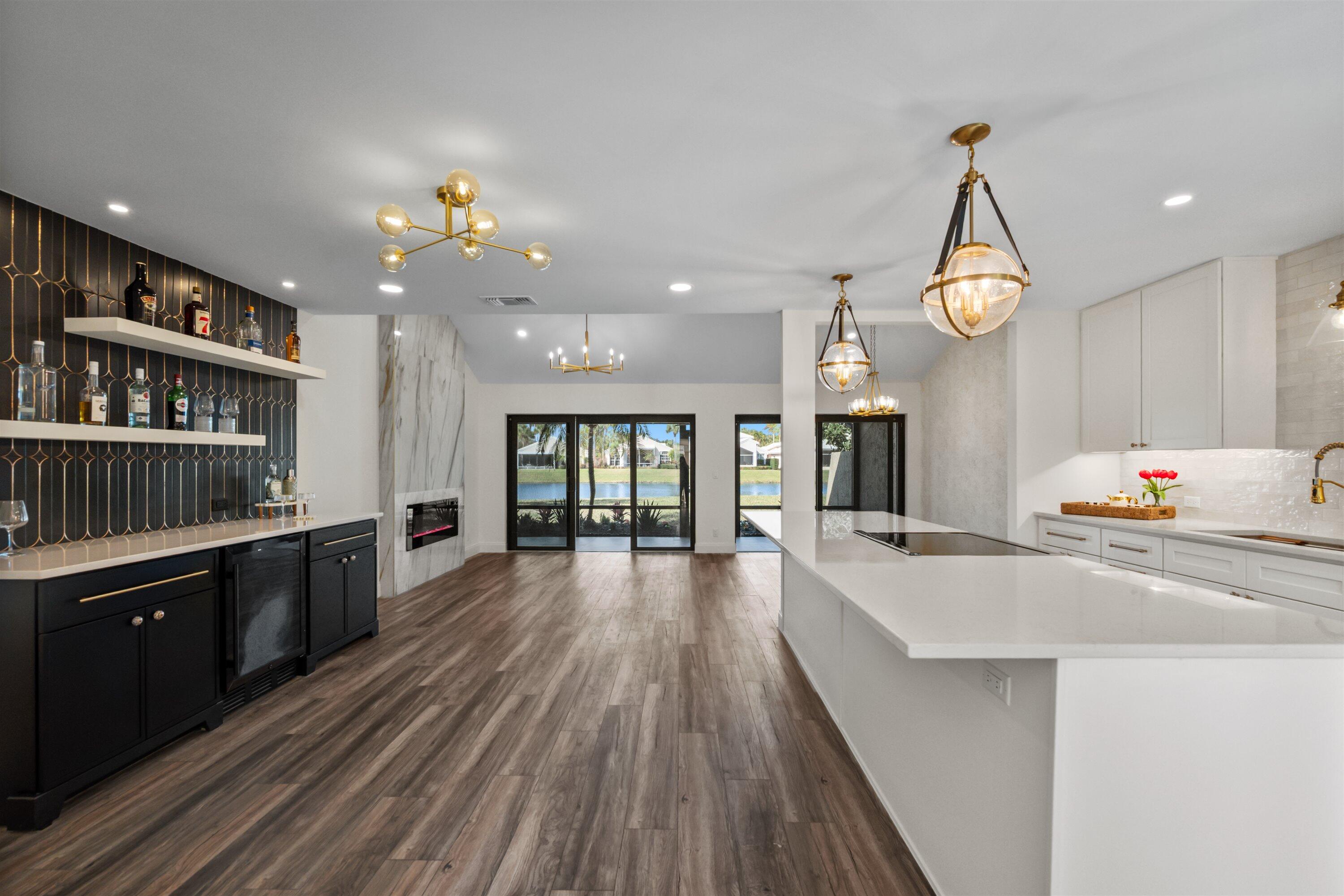 CAPE POINTE OF JONATHANS LANDING - Residential