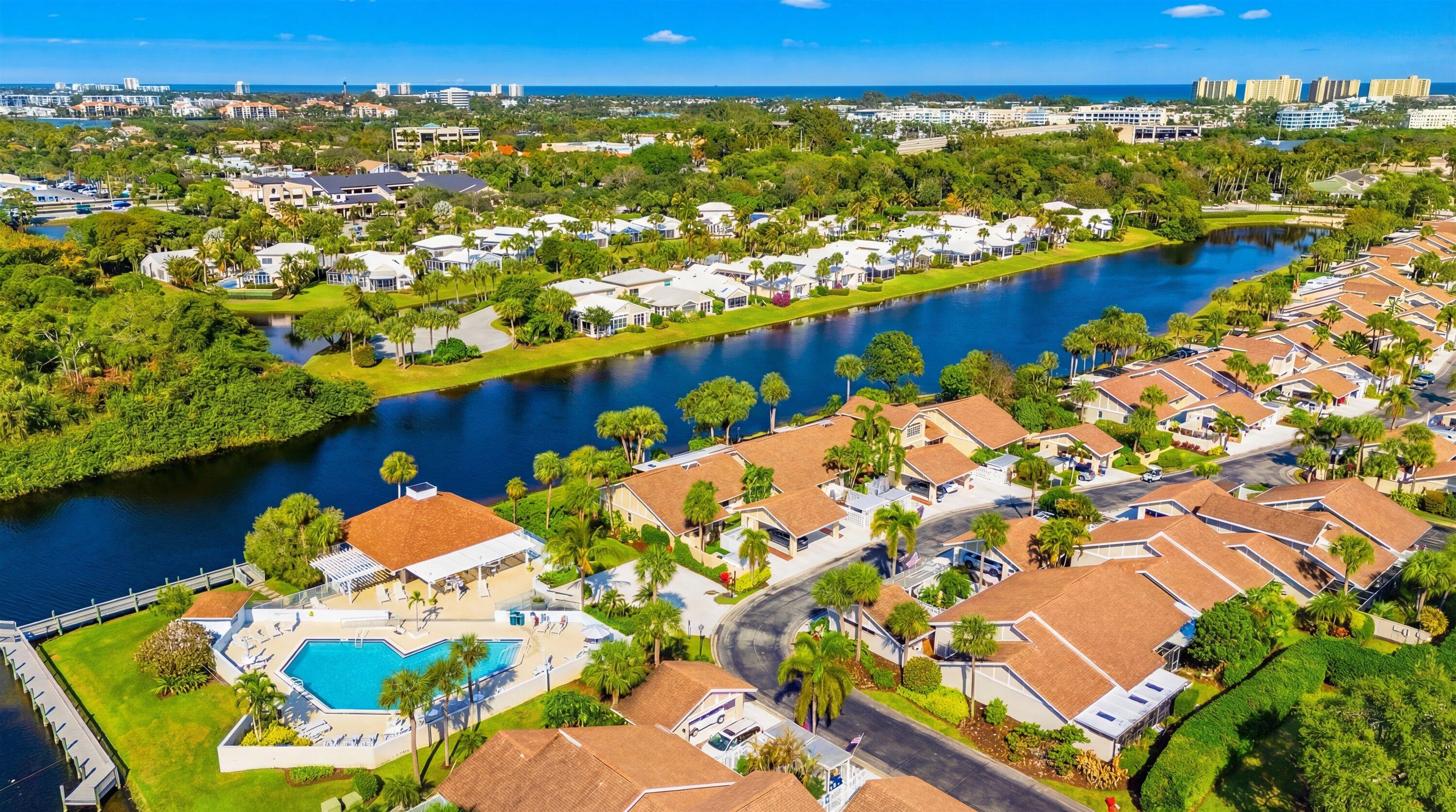 CAPE POINTE OF JONATHANS LANDING - Residential