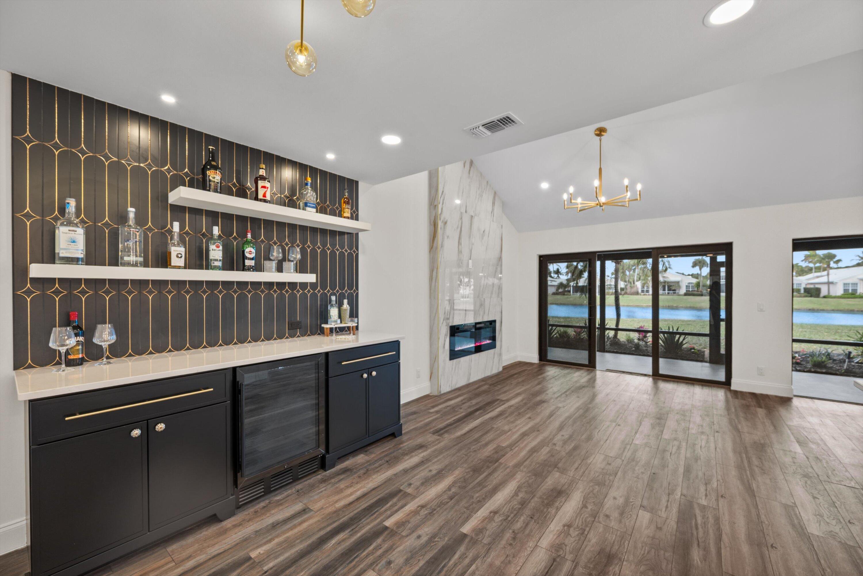 3733 Cape Pointe Circle