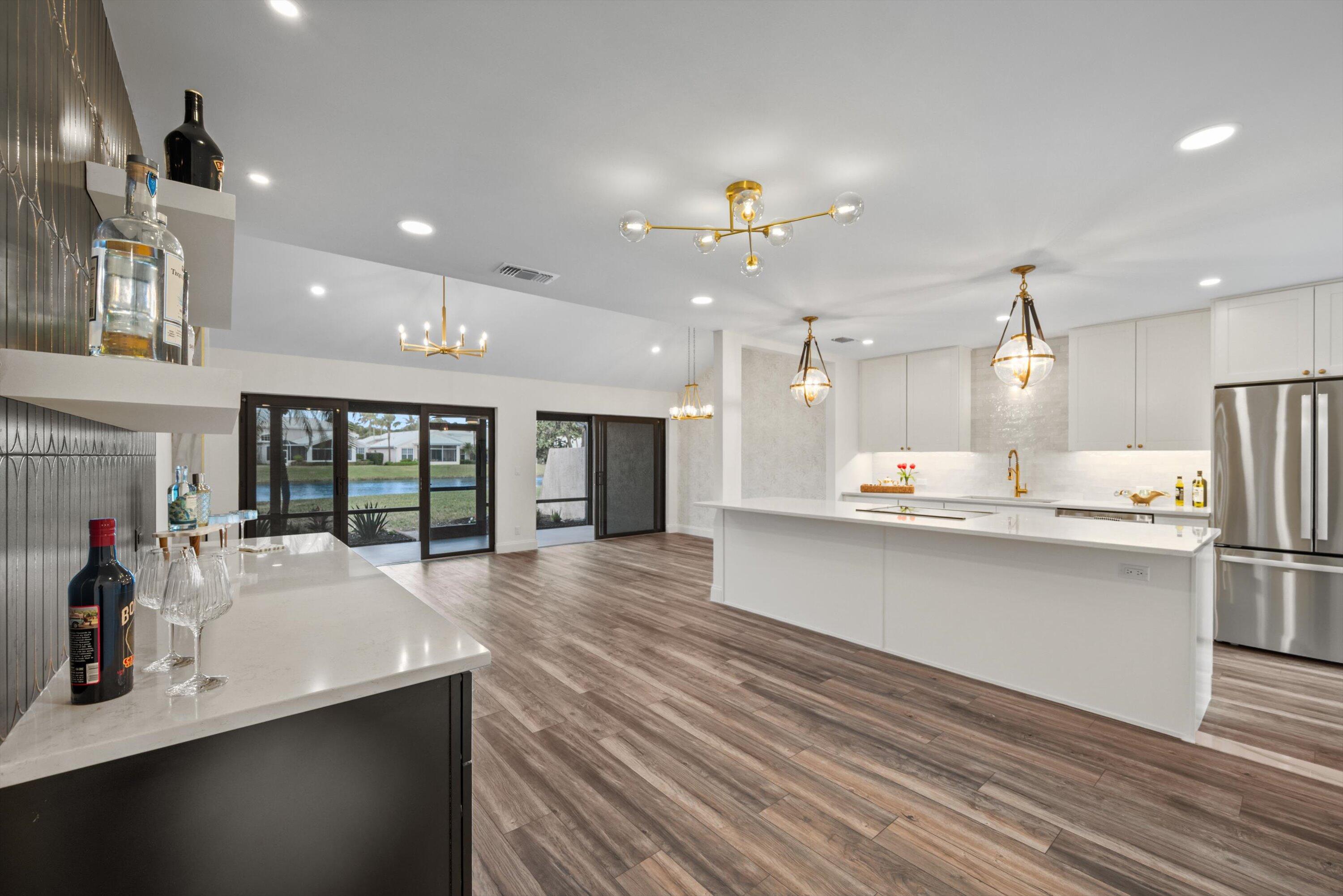 CAPE POINTE OF JONATHANS LANDING - Residential