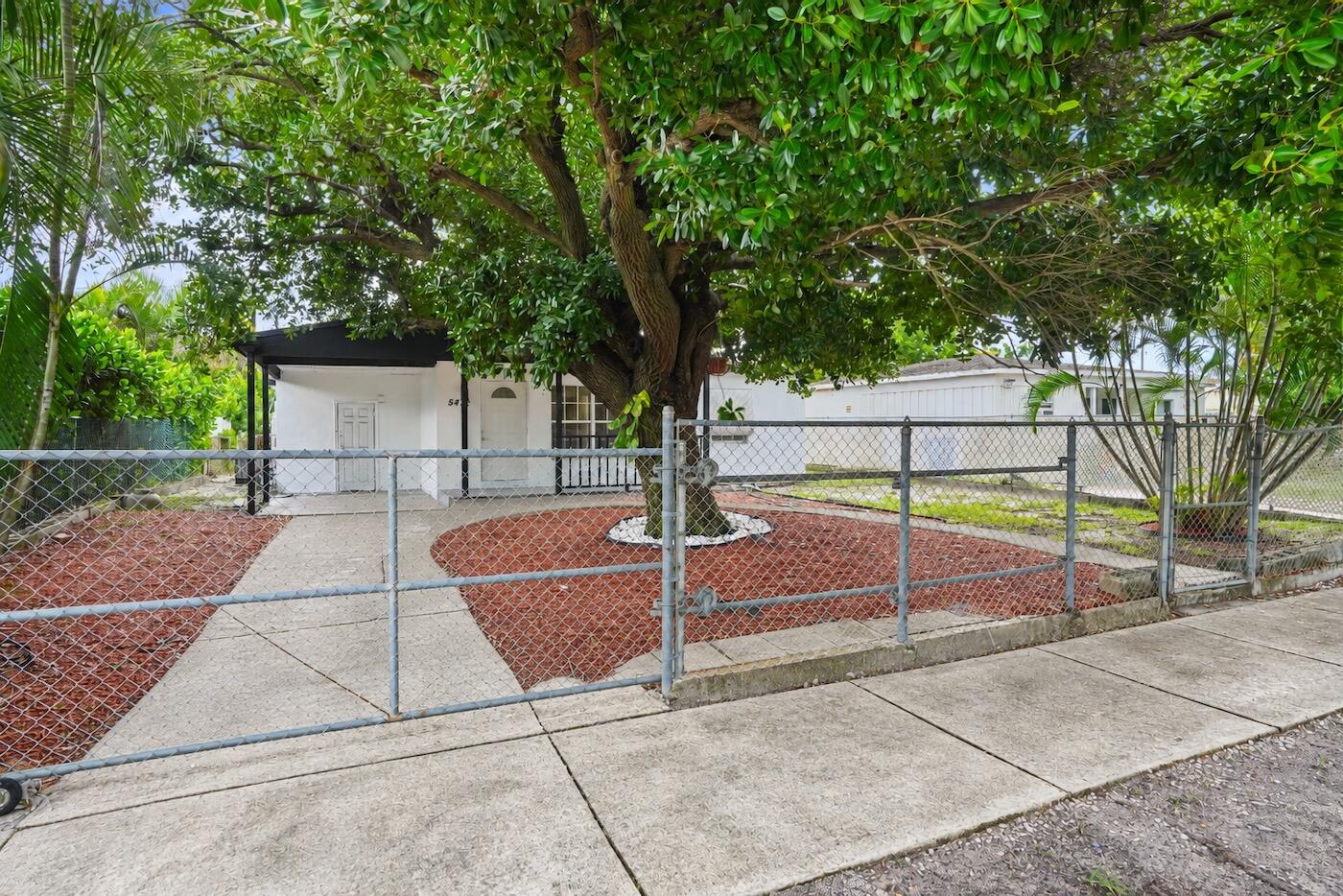 View photos, virtual tours, details... 5472 NW 1ST Avenue