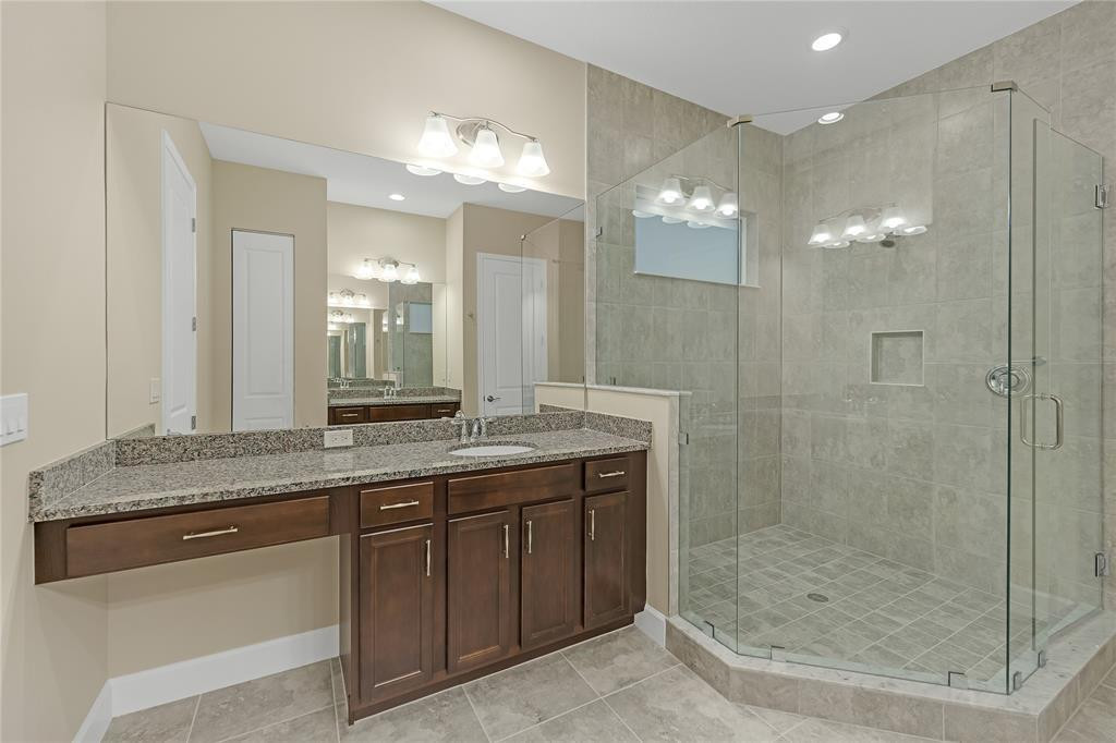 ORCHARDS OF WESTLAKE - Residential Lease