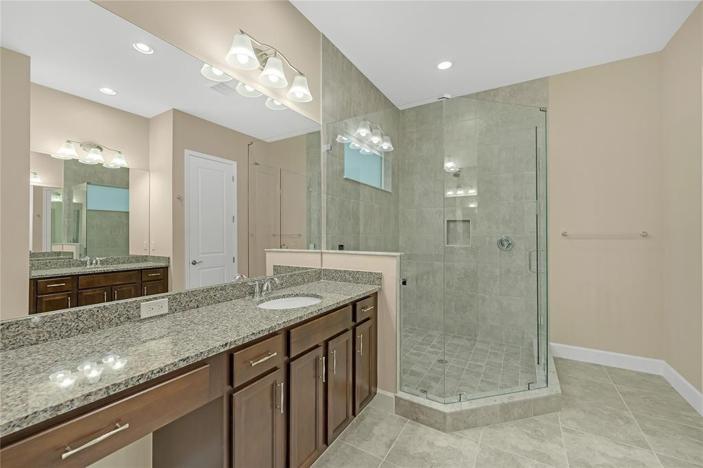 ORCHARDS OF WESTLAKE - Residential Lease