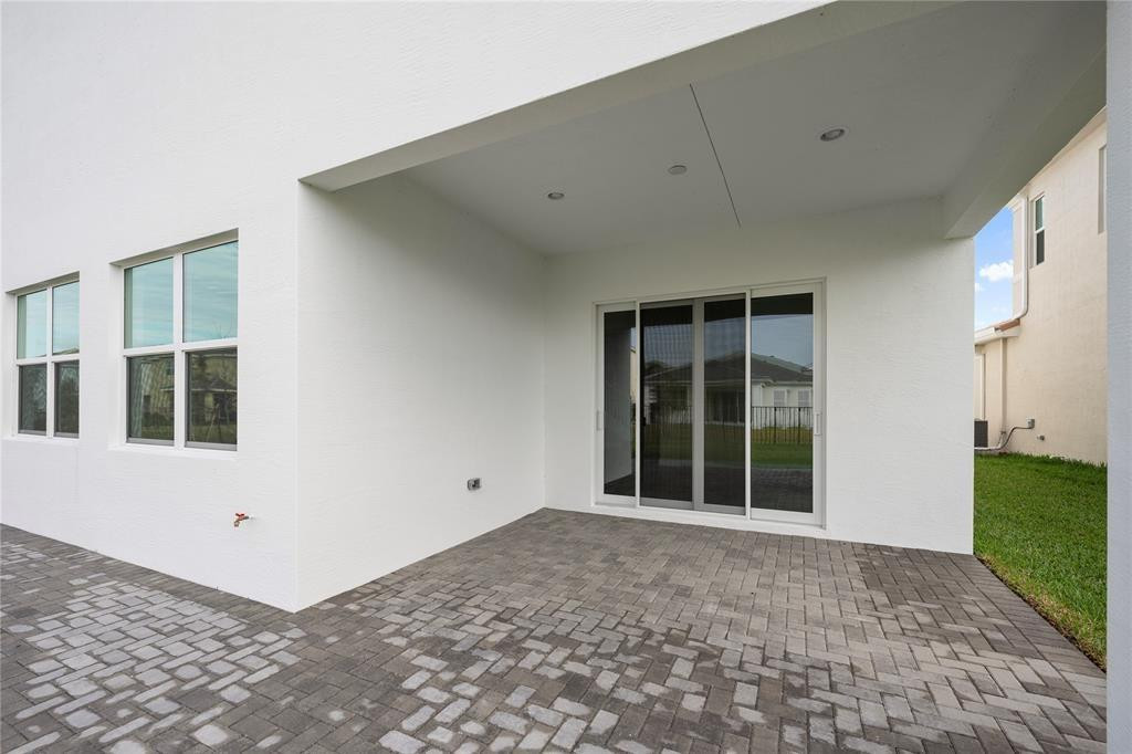 ORCHARDS OF WESTLAKE - Residential Lease