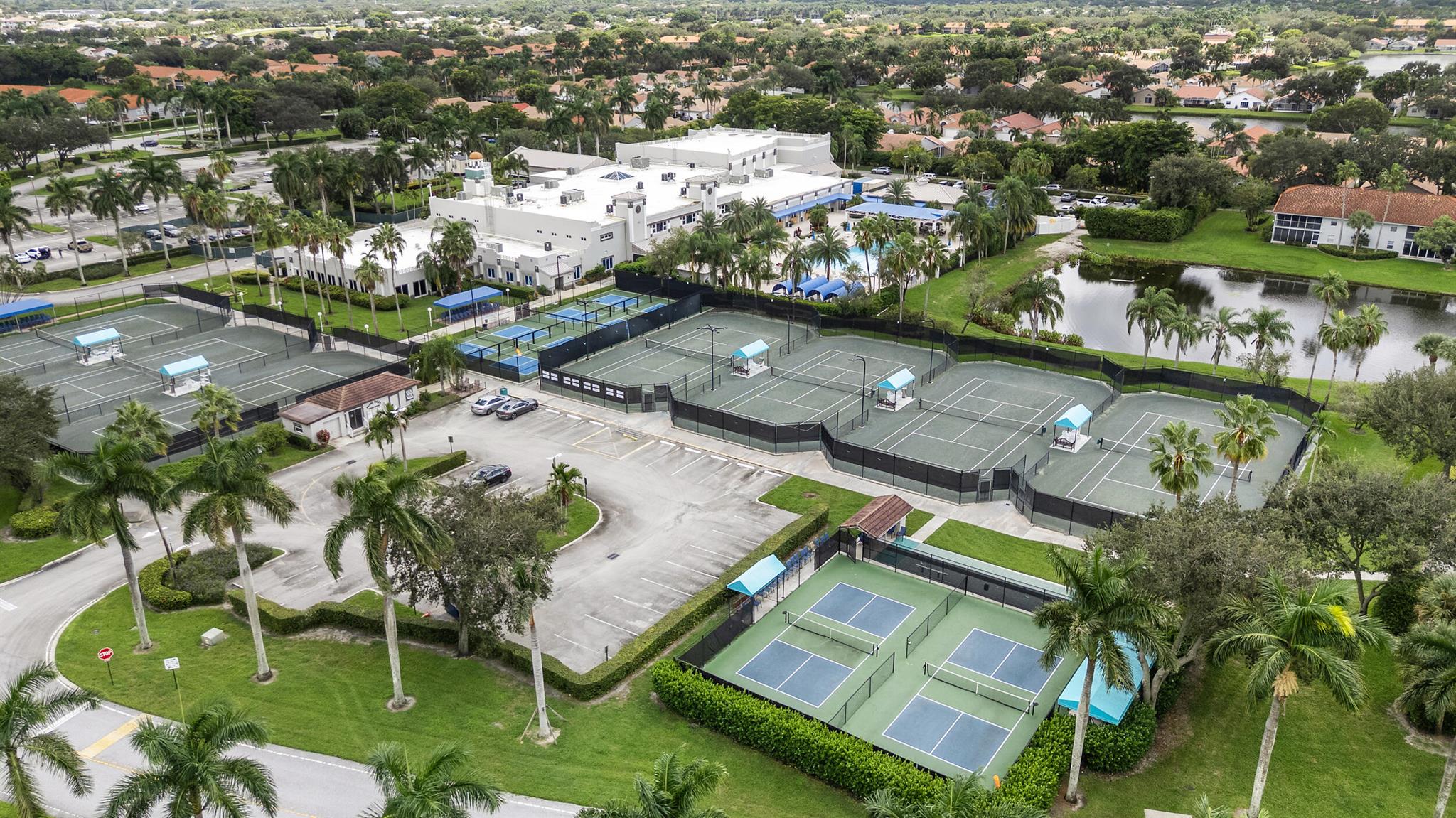 PALM ISLES WEST - Residential