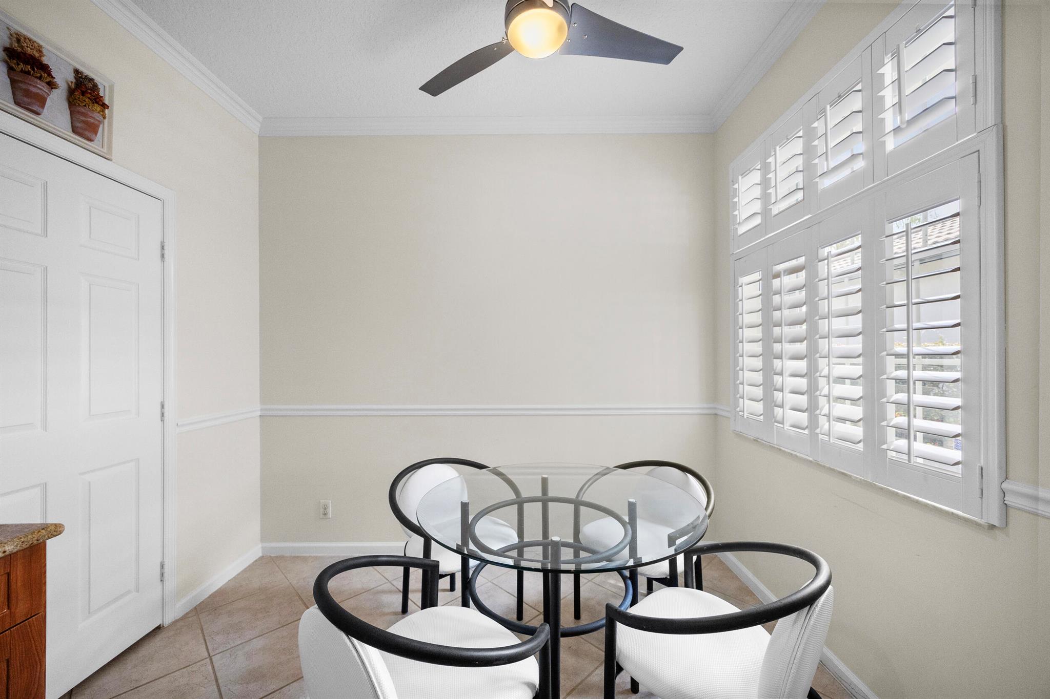 PALM ISLES WEST - Residential