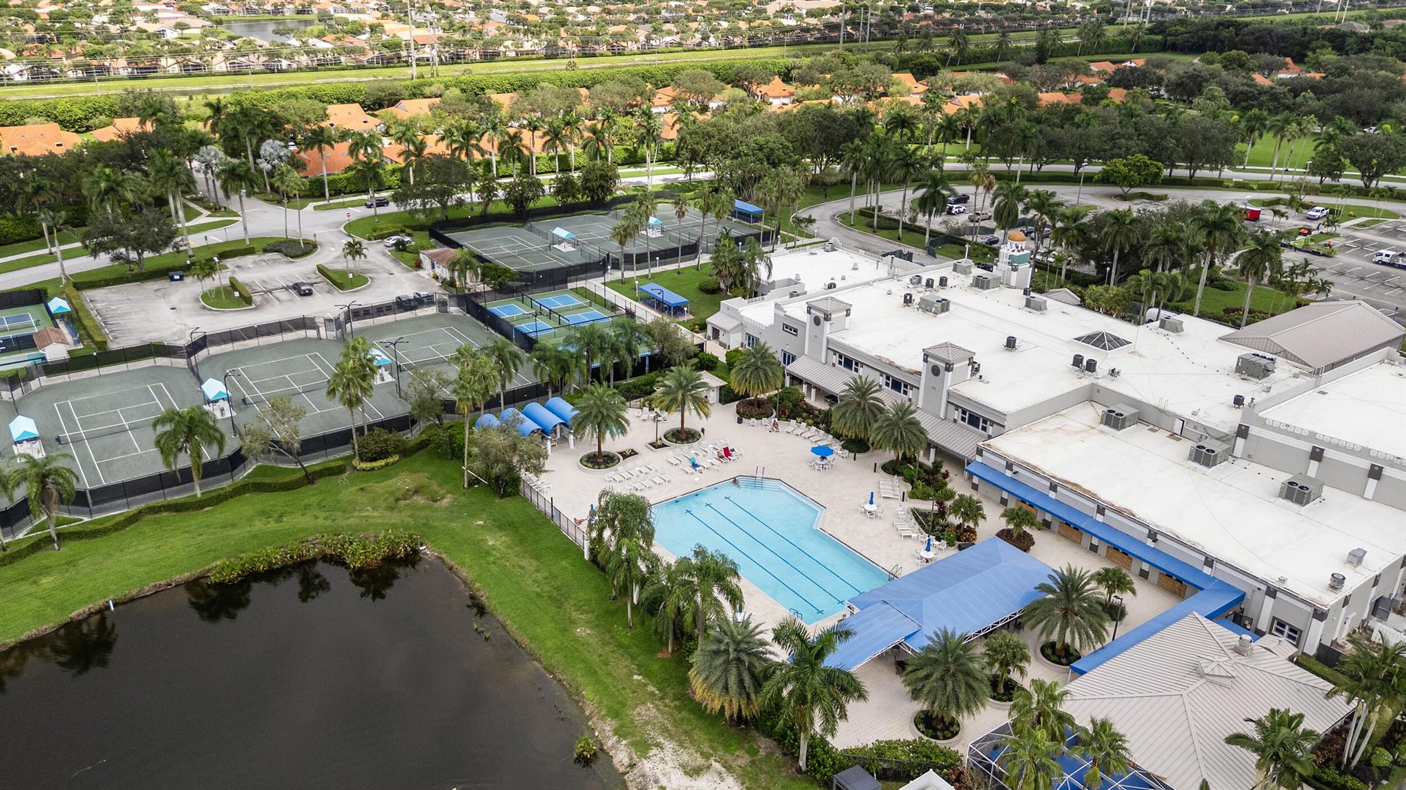 PALM ISLES WEST - Residential