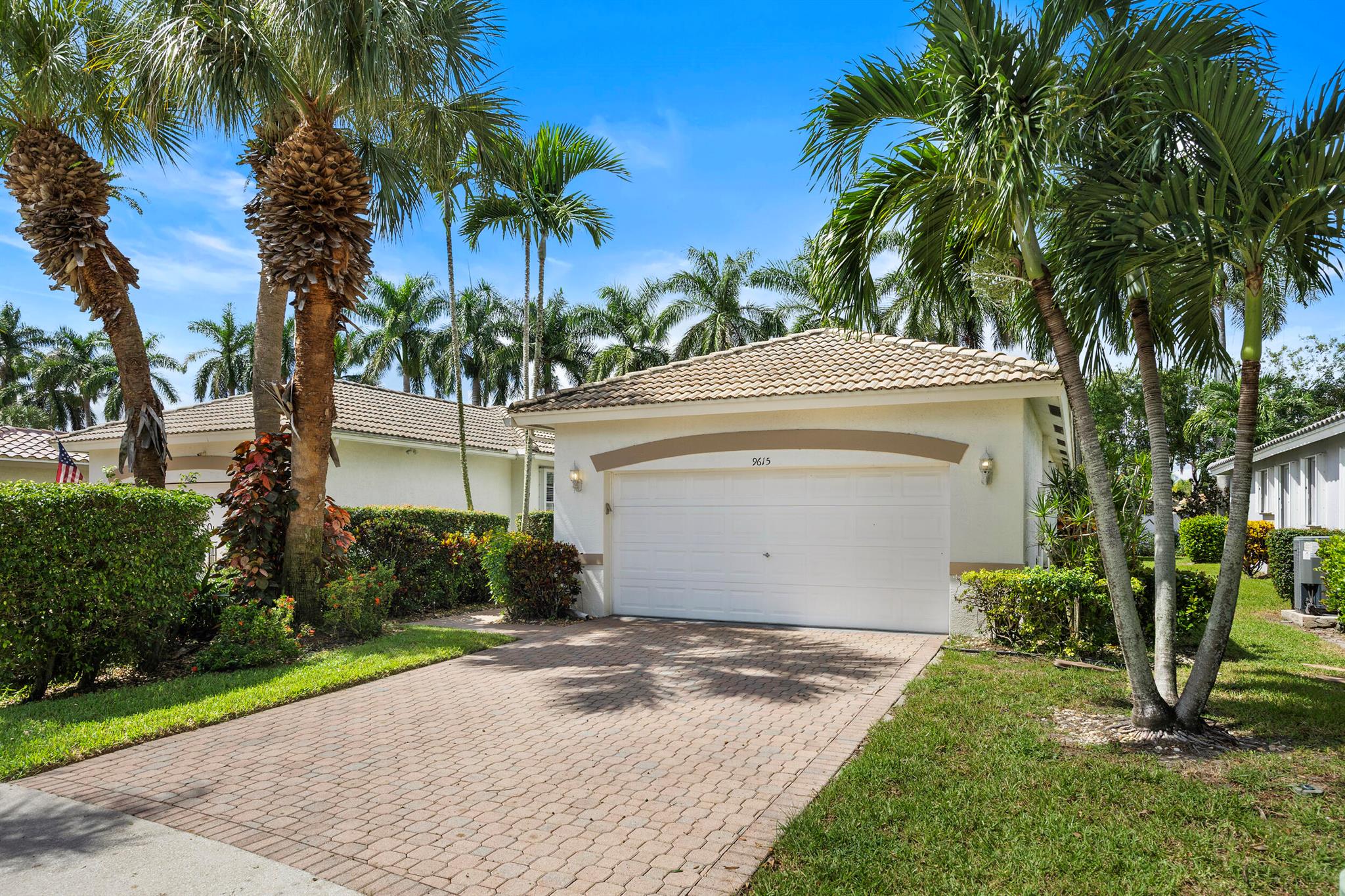PALM ISLES WEST - Residential