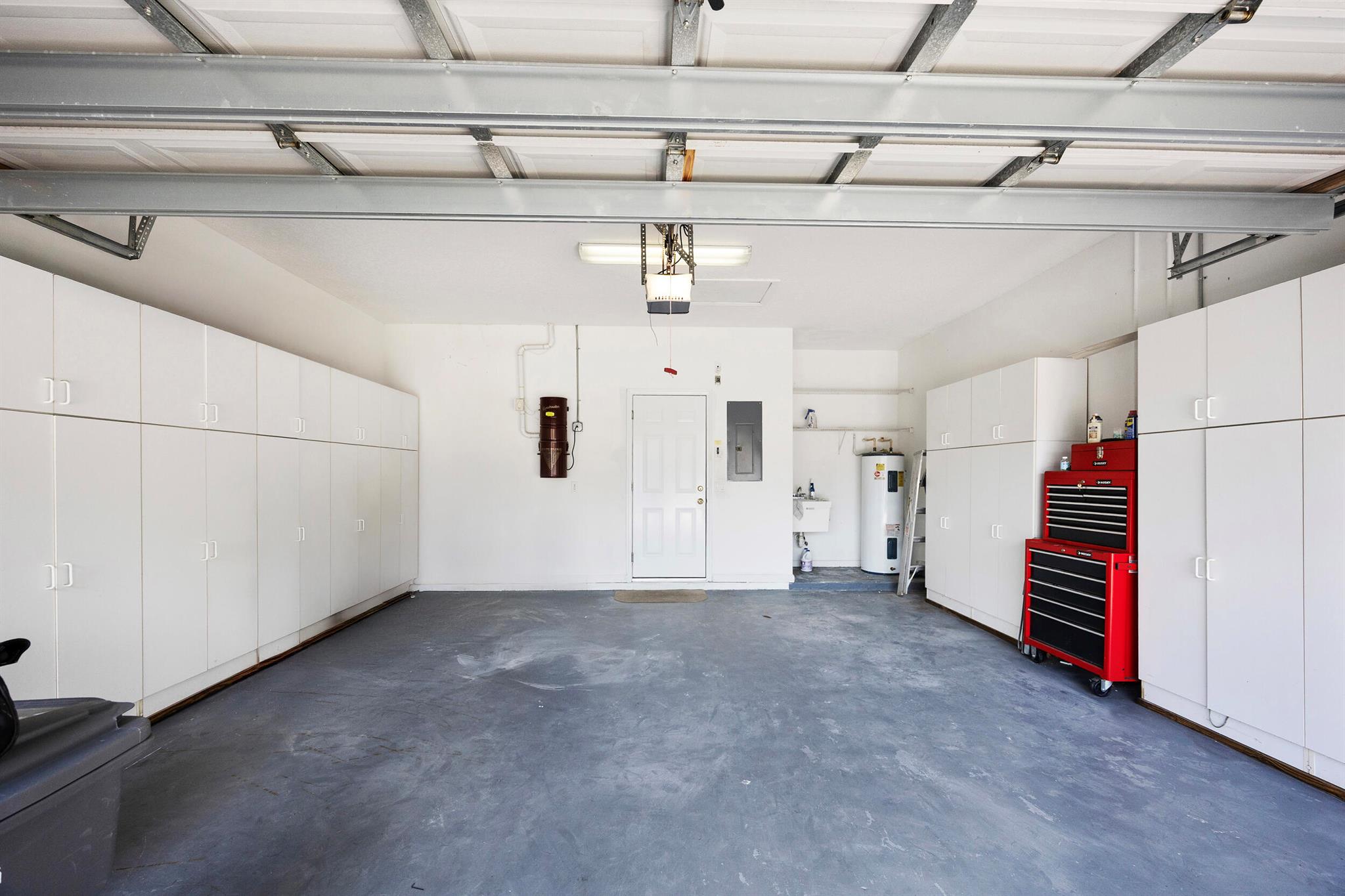 PALM ISLES WEST - Residential