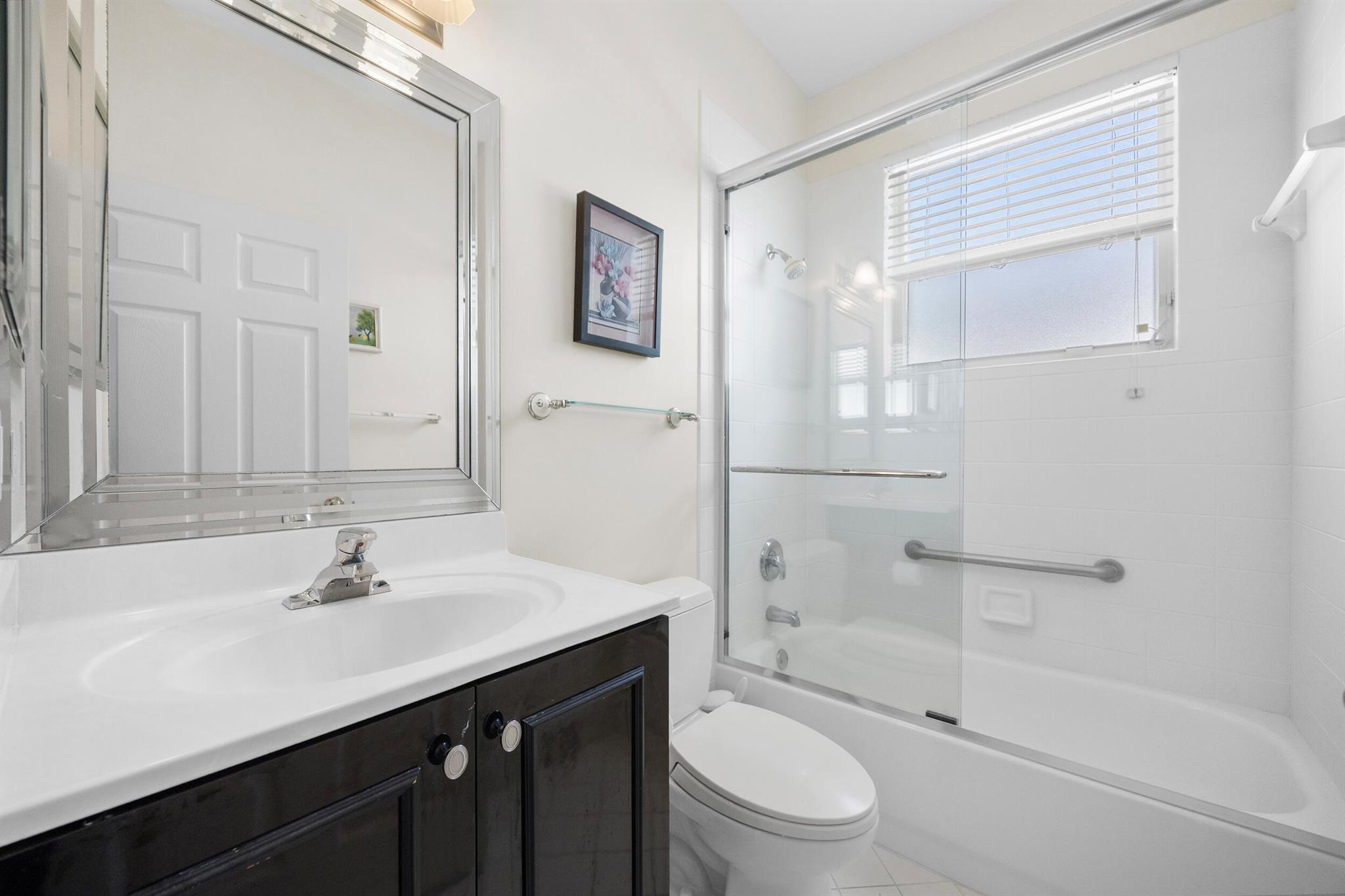 PALM ISLES WEST - Residential