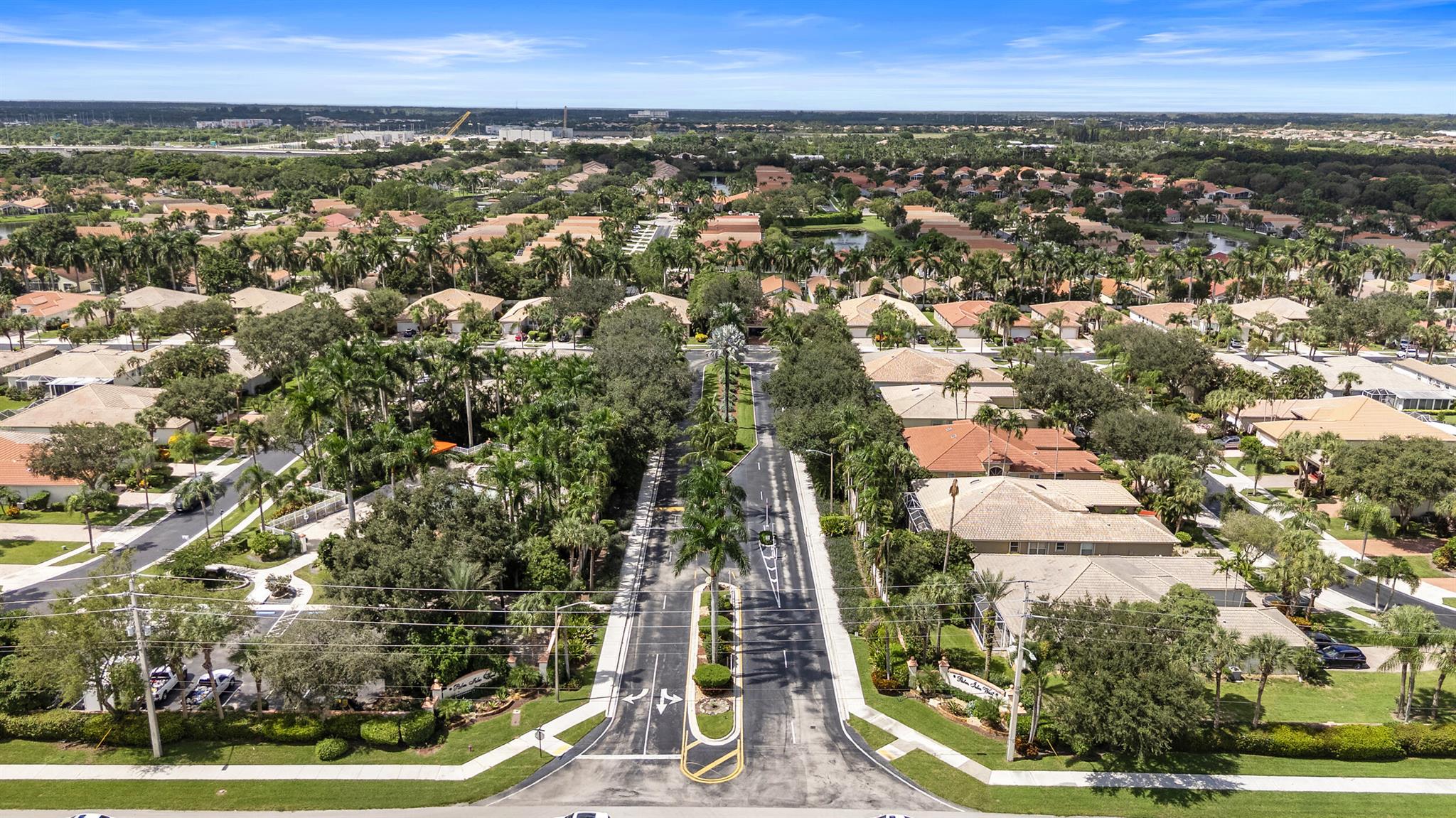 PALM ISLES WEST - Residential