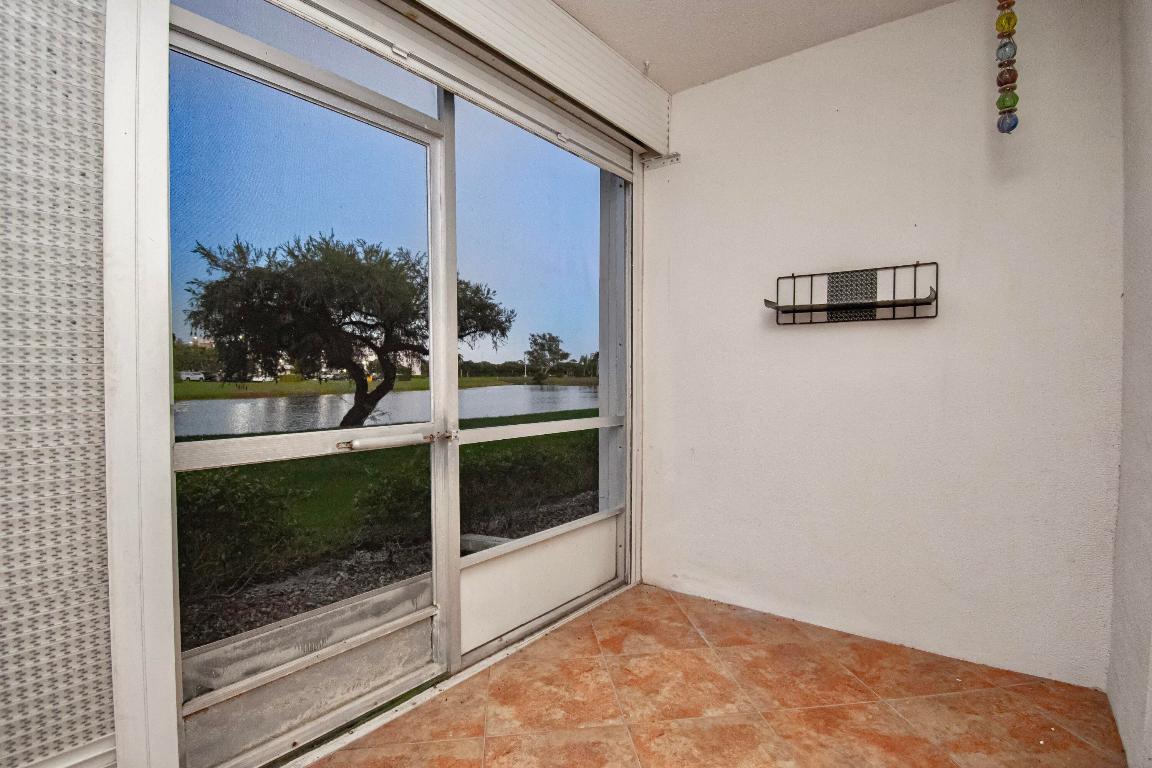 GUILDFORD AT CENTURY VILLAGE CONDO - Residential
