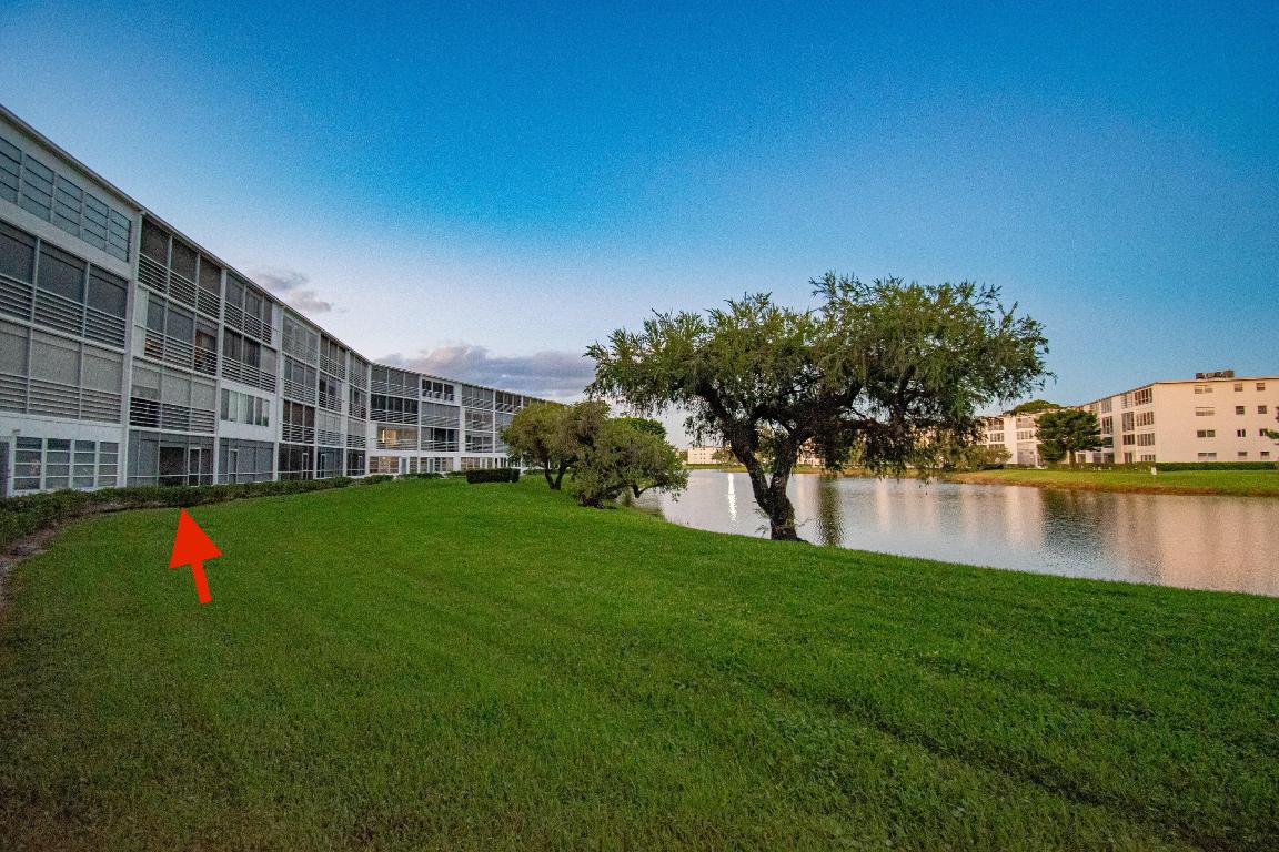 GUILDFORD AT CENTURY VILLAGE CONDO - Residential