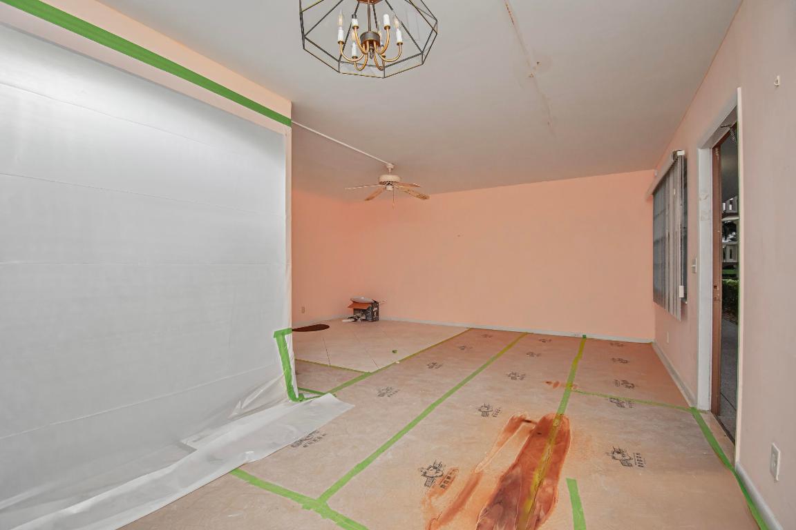 GUILDFORD AT CENTURY VILLAGE CONDO - Residential